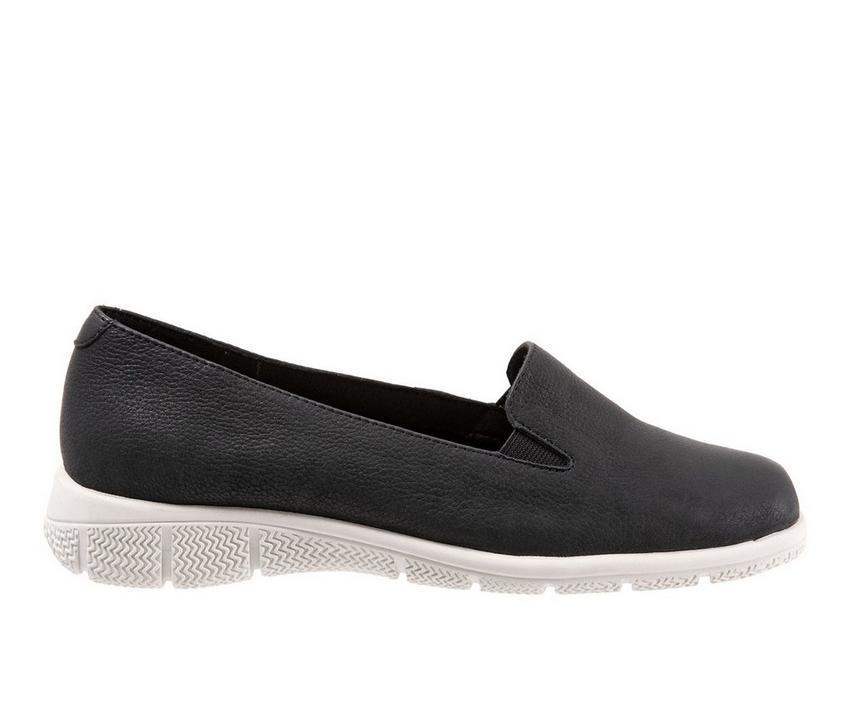 Women's Trotters Universal Slip-On Shoes Product Image