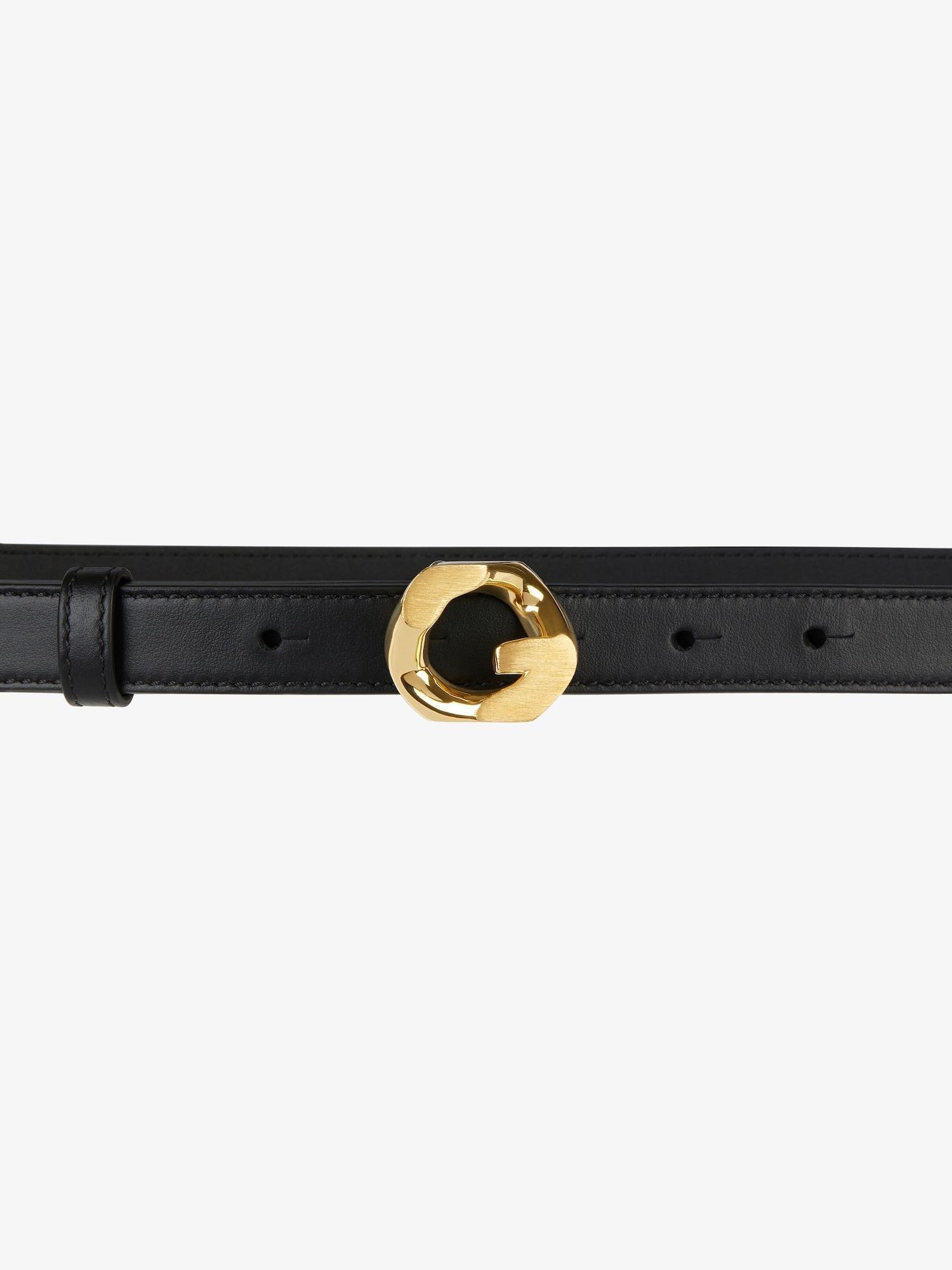 Belt in leather with G-chain buckle Product Image