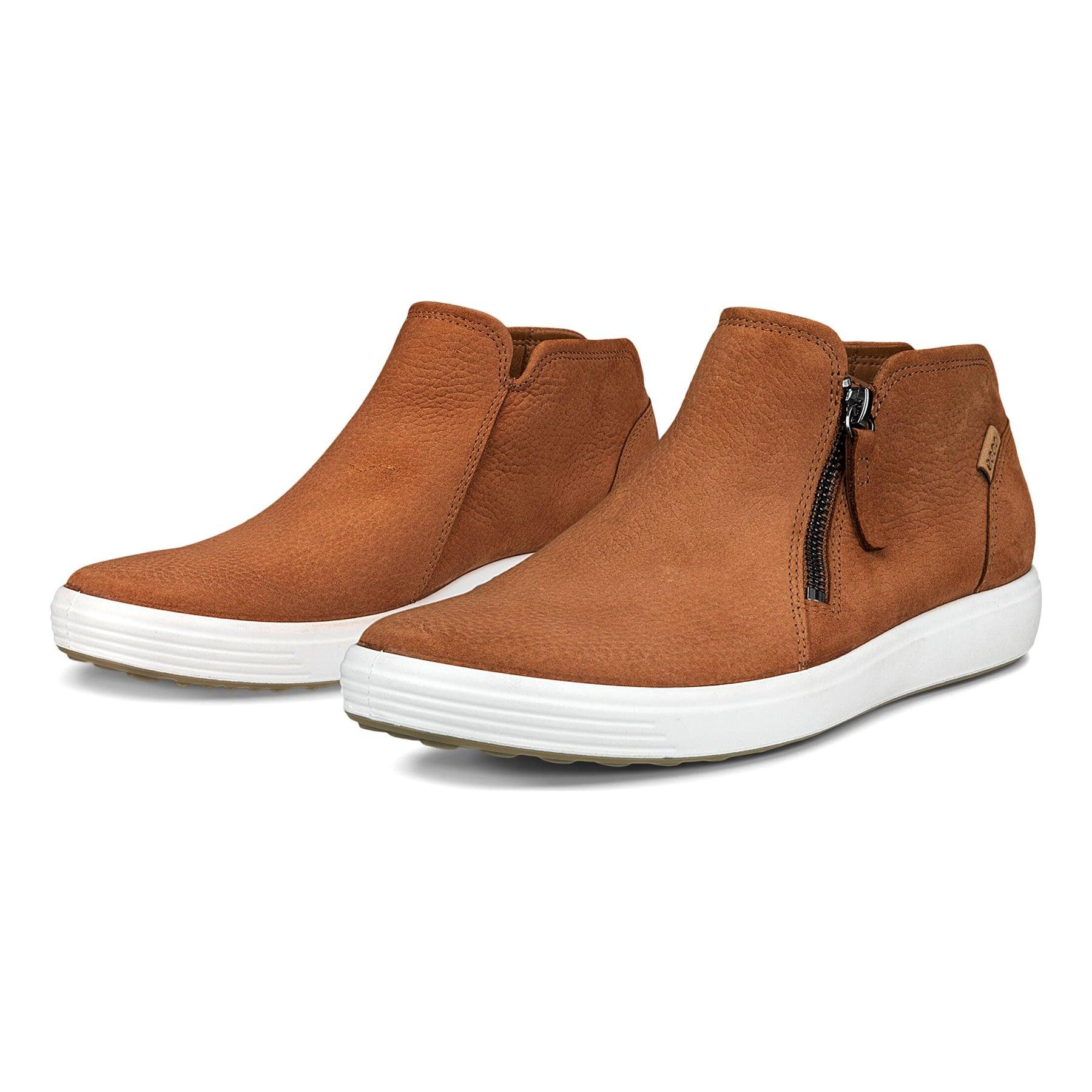 Soft 7 Bootie Female Product Image