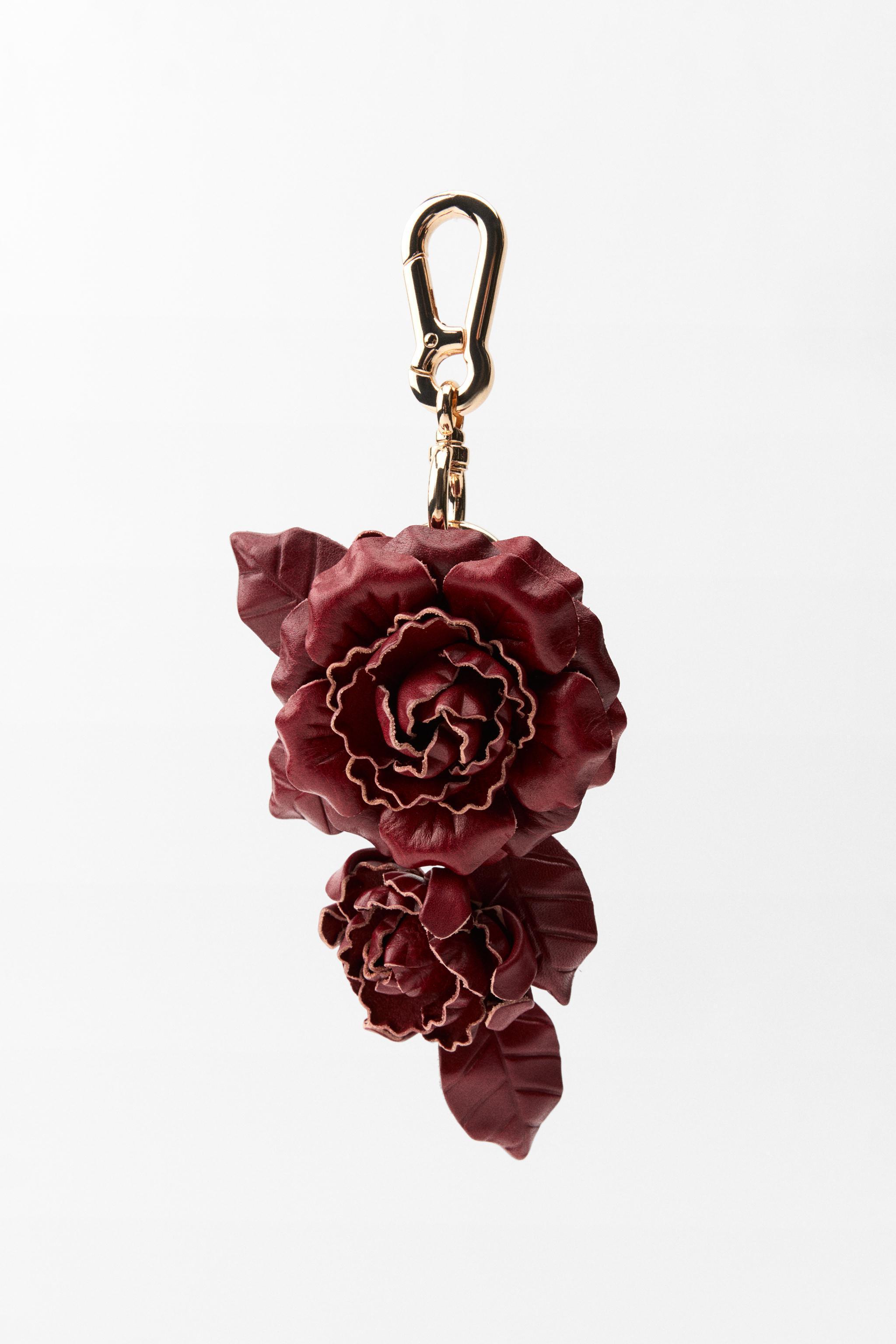 LEATHER FLOWER KEYCHAIN Product Image