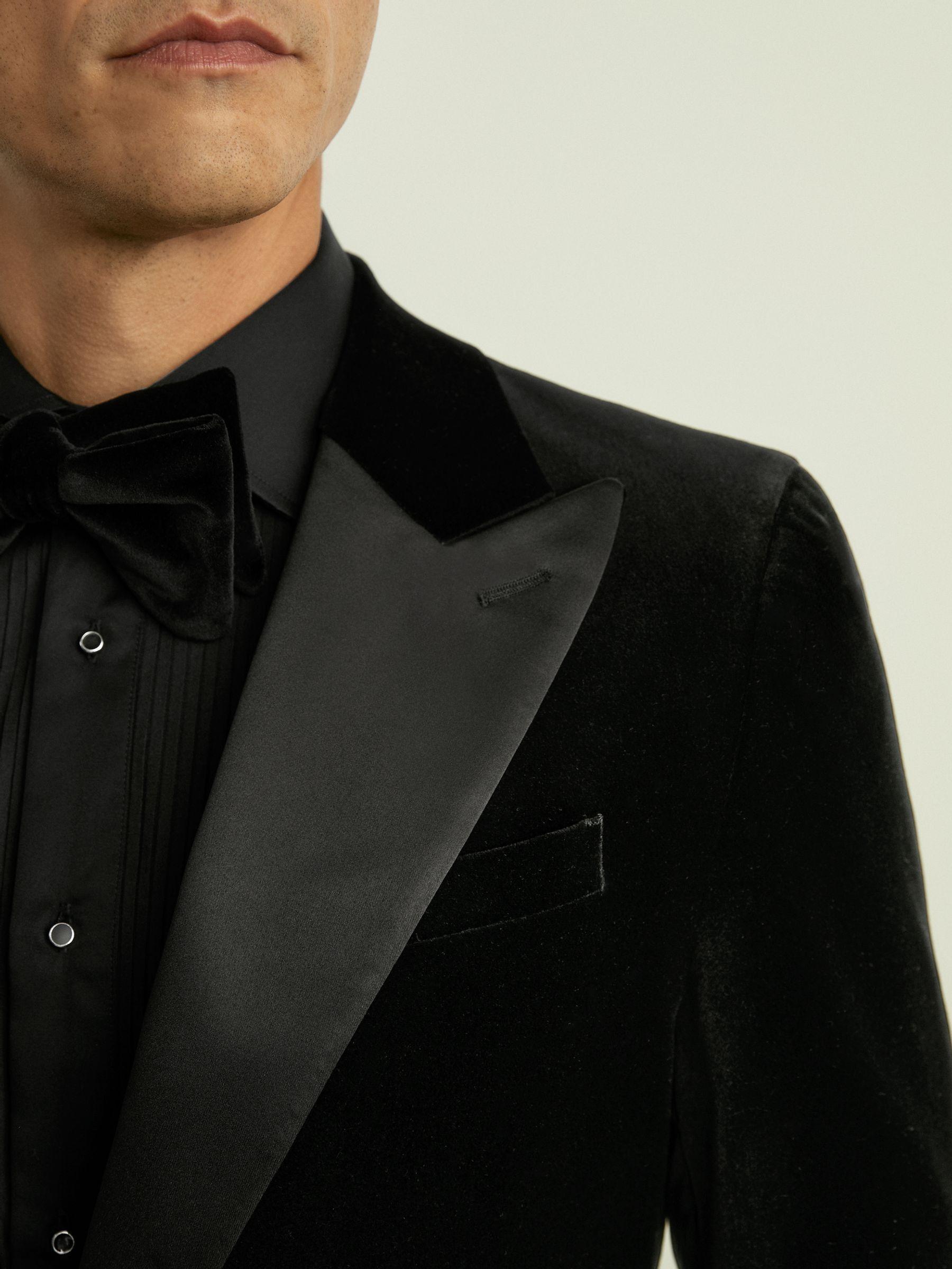 Velvet Single-Breasted Tuxedo Jacket in Black Product Image