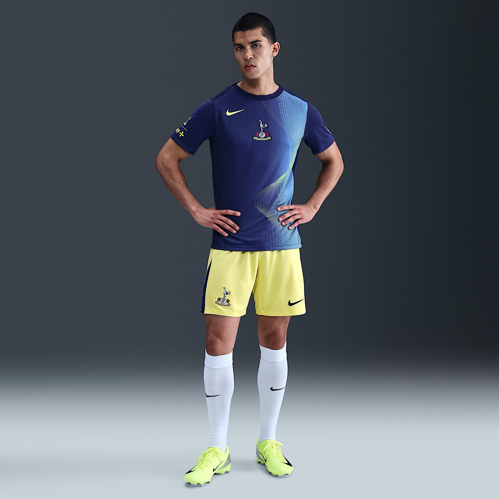 Tottenham Hotspur Academy Pro Third Men's Nike Dri-FIT Total 90 Soccer Pre-Match Top Product Image