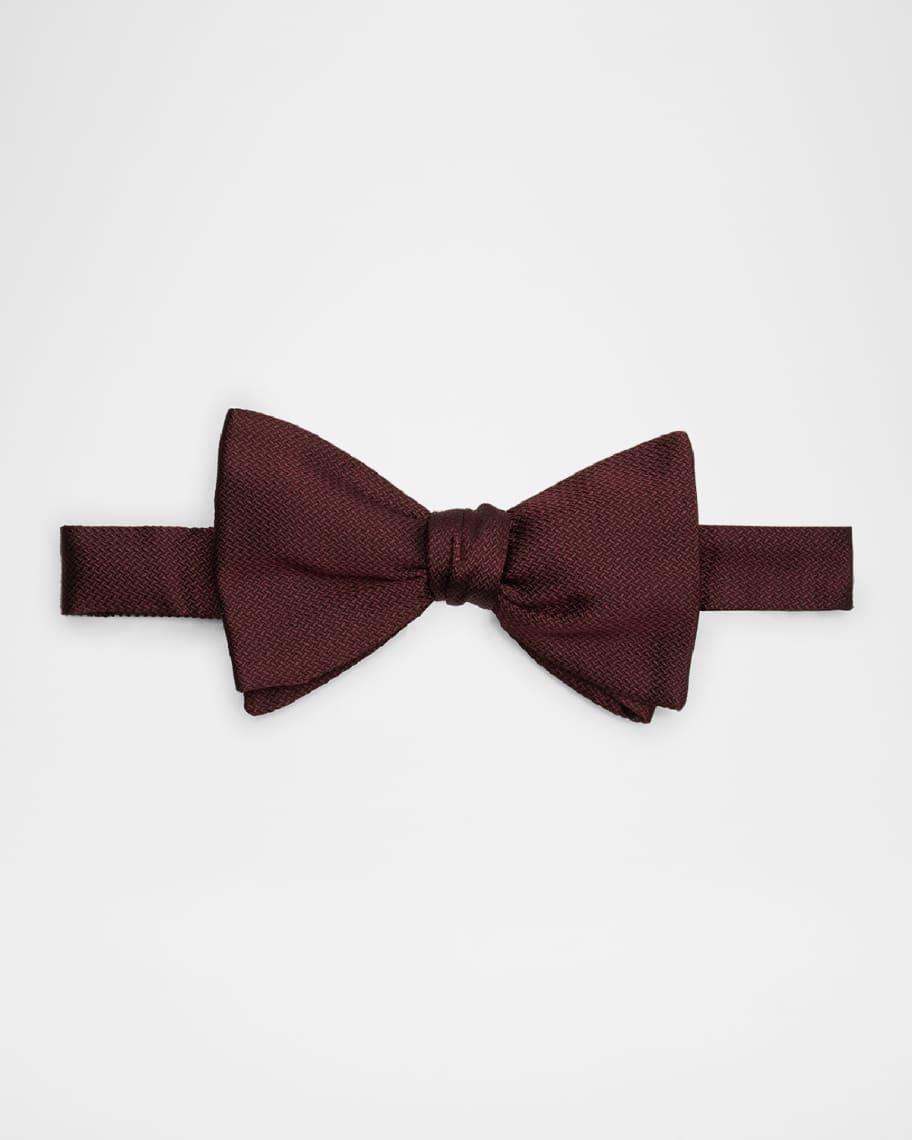 Mens Pre-Tied Silk Zig-Zag Bow Tie Product Image