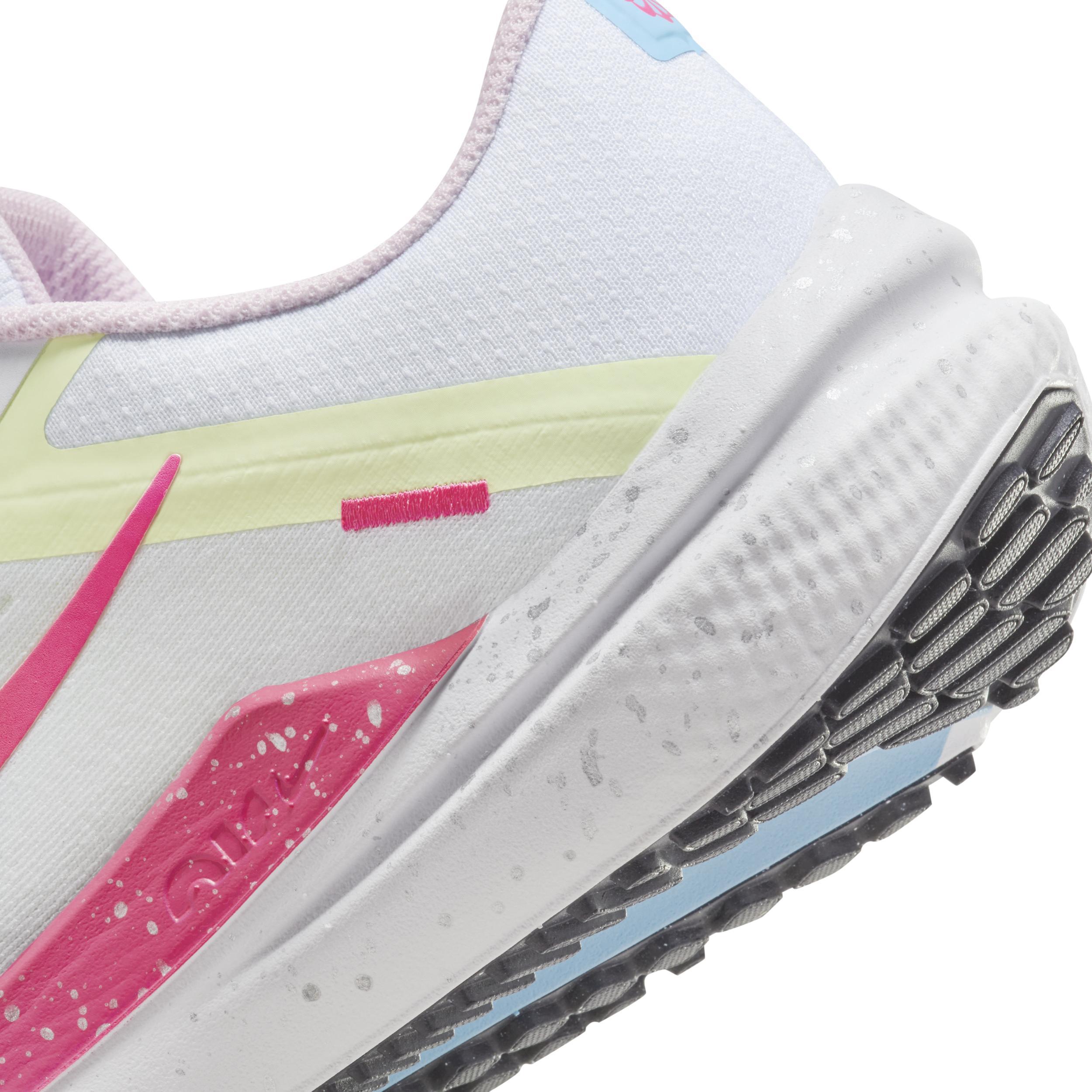 Nike Women's Winflo 10 Road Running Shoes Product Image