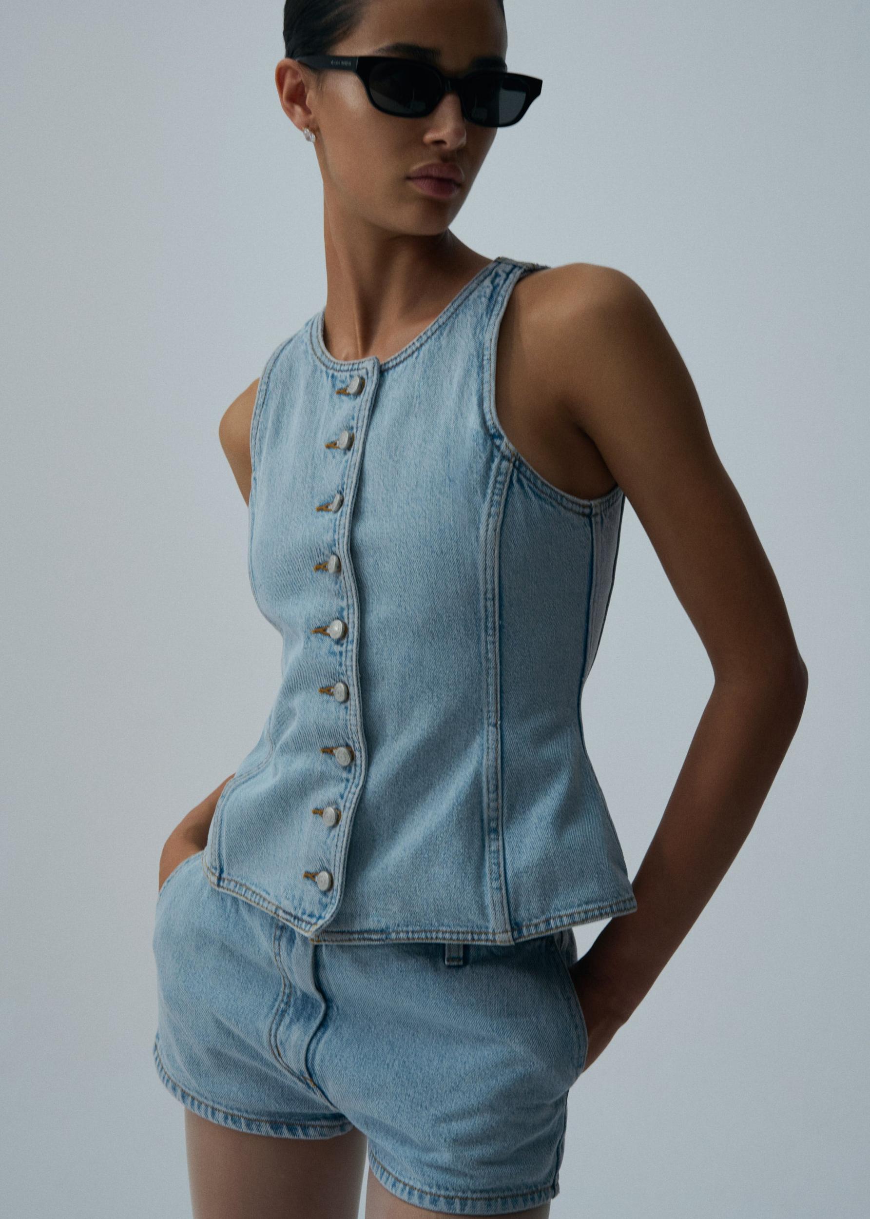 Denim mini shorts in light blue Product Image