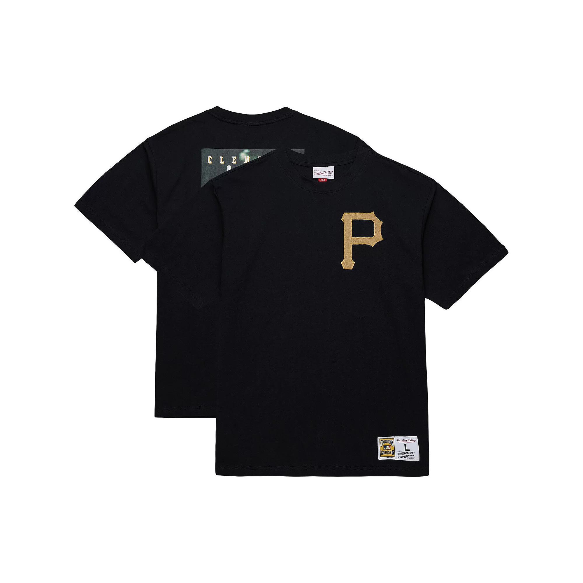 Men's Mitchell & Ness Roberto Clemente Black Pittsburgh Pirates Legends Collection Vintage Logo T-Shirt,  Product Image
