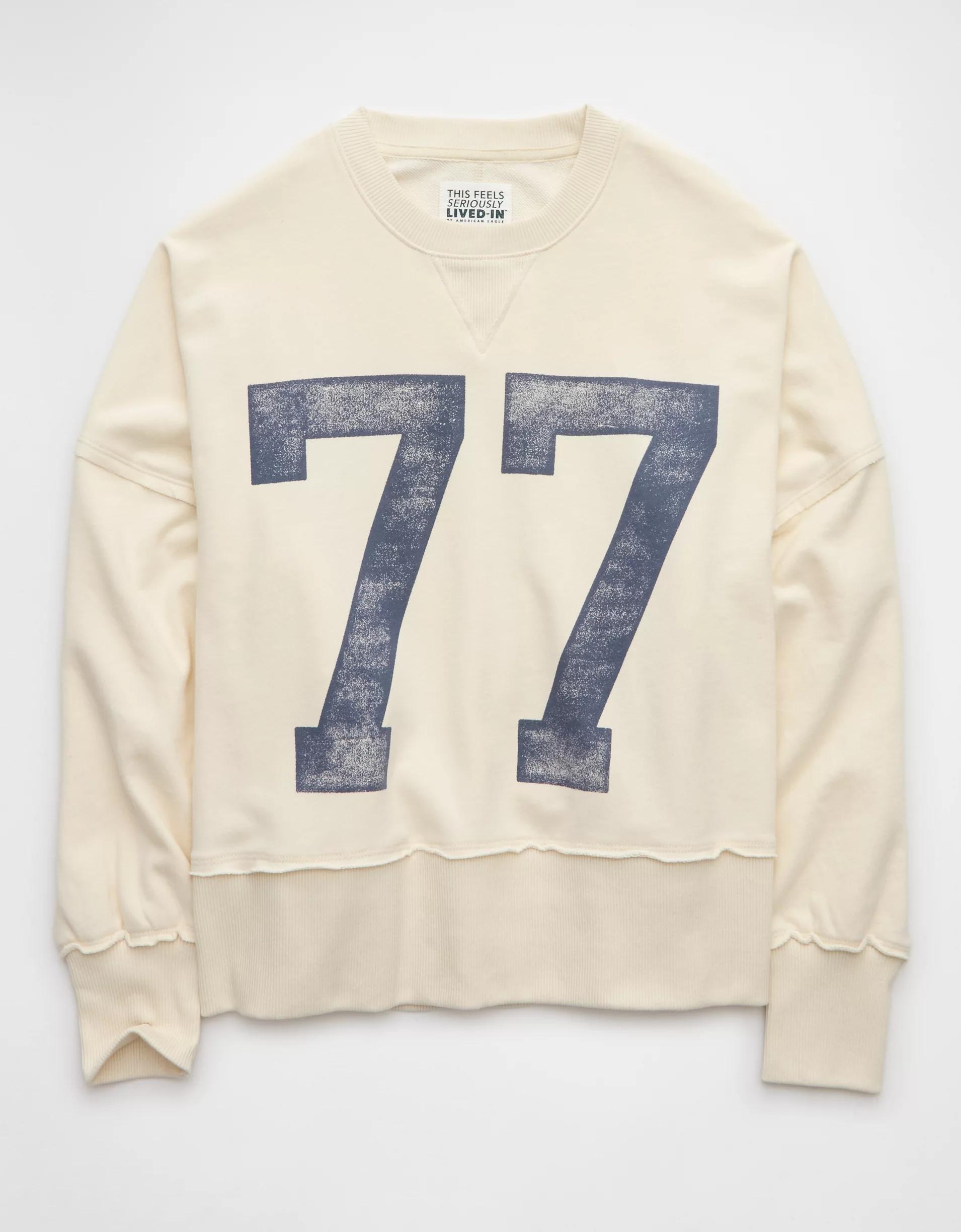 AE Big Hug Destination Graphic Crew Neck Sweatshirt Product Image