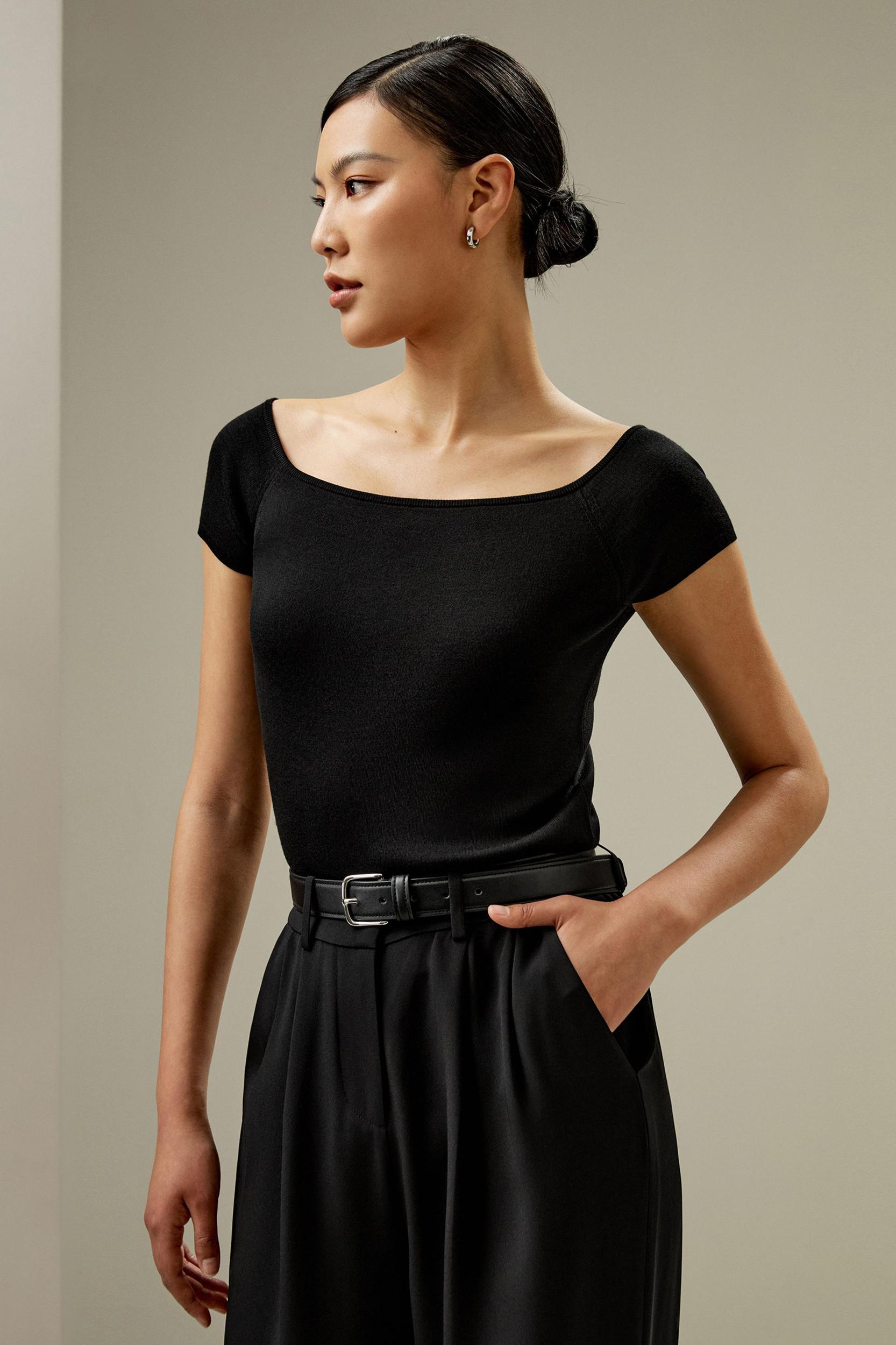 Off-Shoulder Sweater Top Product Image