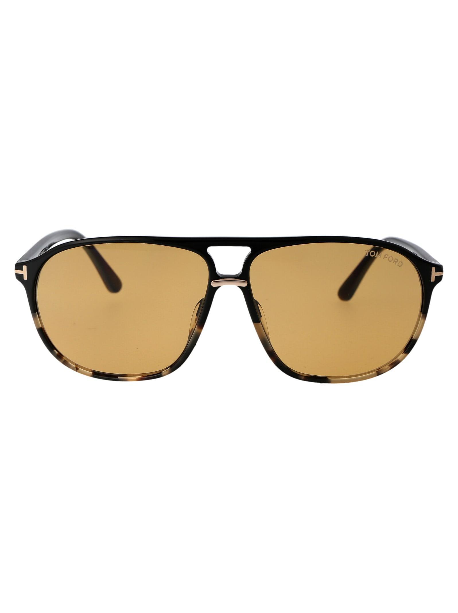 Pilot-frame Sunglasses In Black Product Image