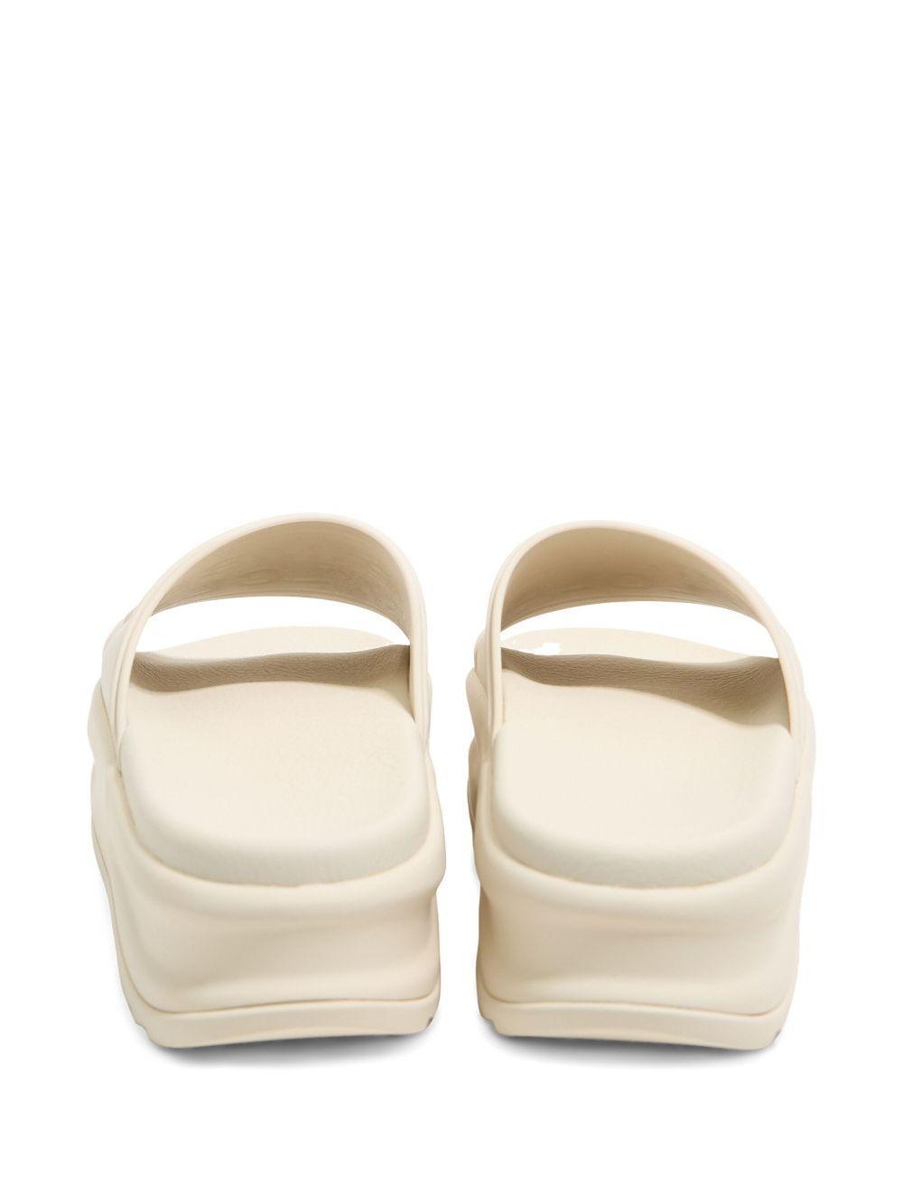 logo-embossed slides Product Image