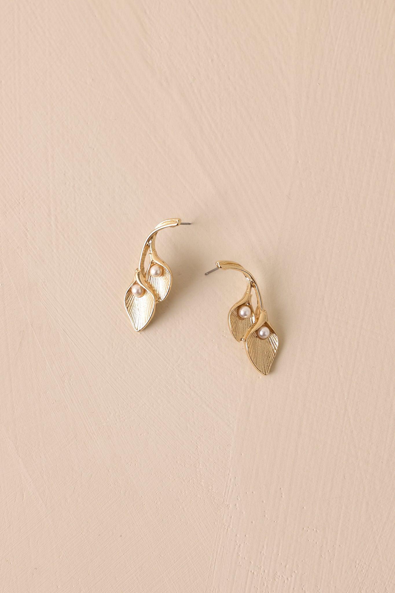 Lovely Day Gold & Ivory Pearl Earrings Product Image