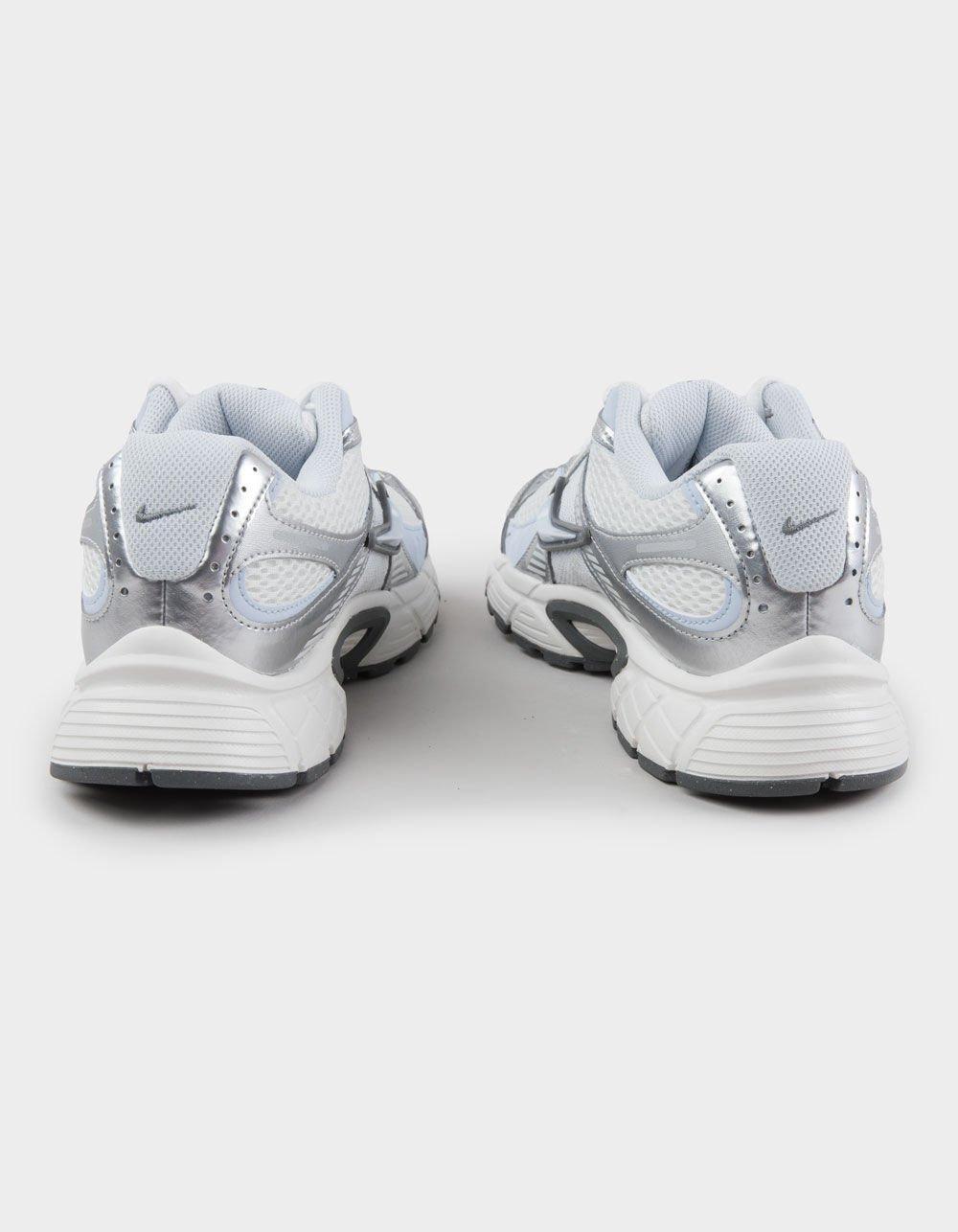 NIKE V5 RNR Womens Shoes - WHT/BLUE Product Image