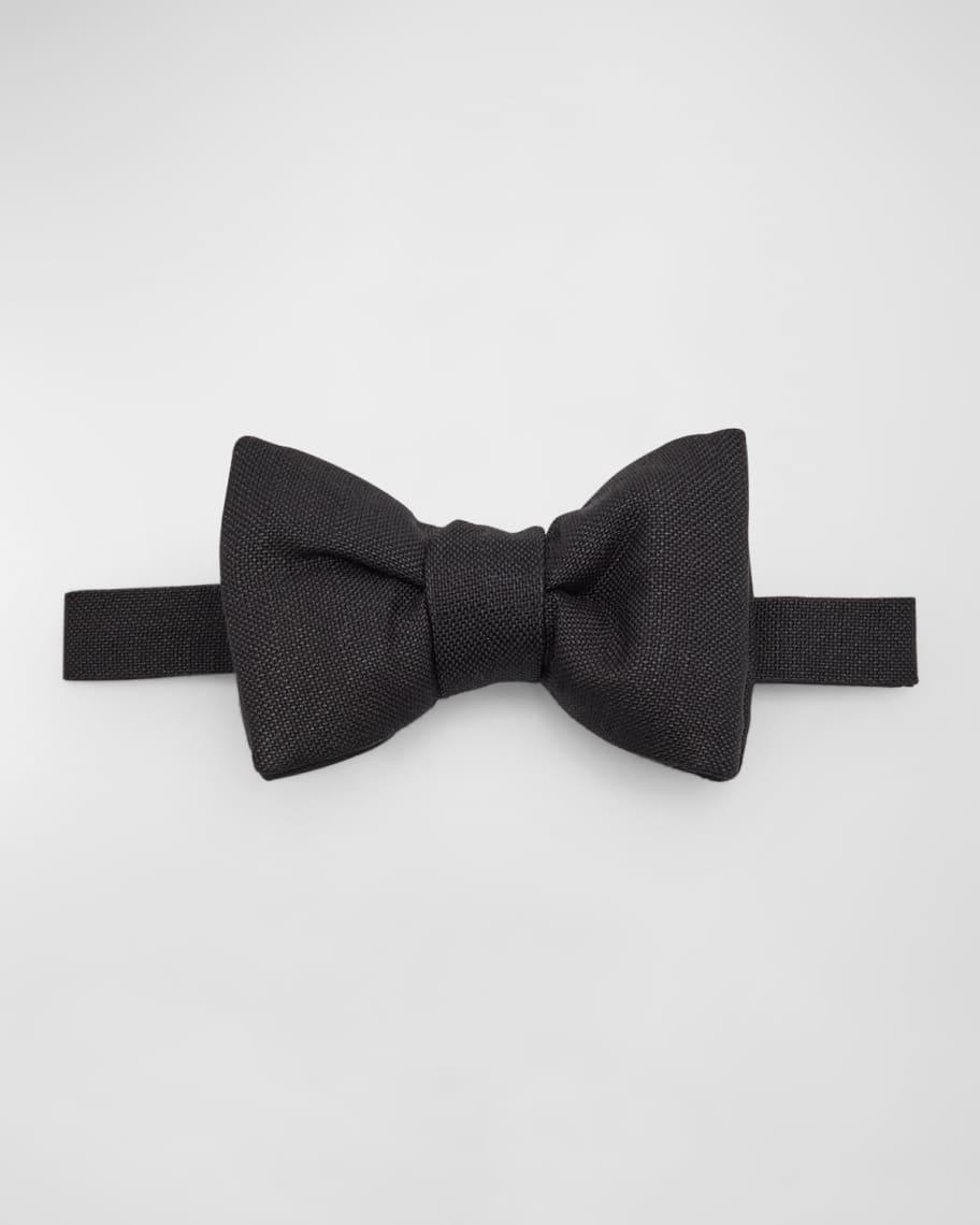 Men's Pre-Tied Silk Bow Tie Product Image