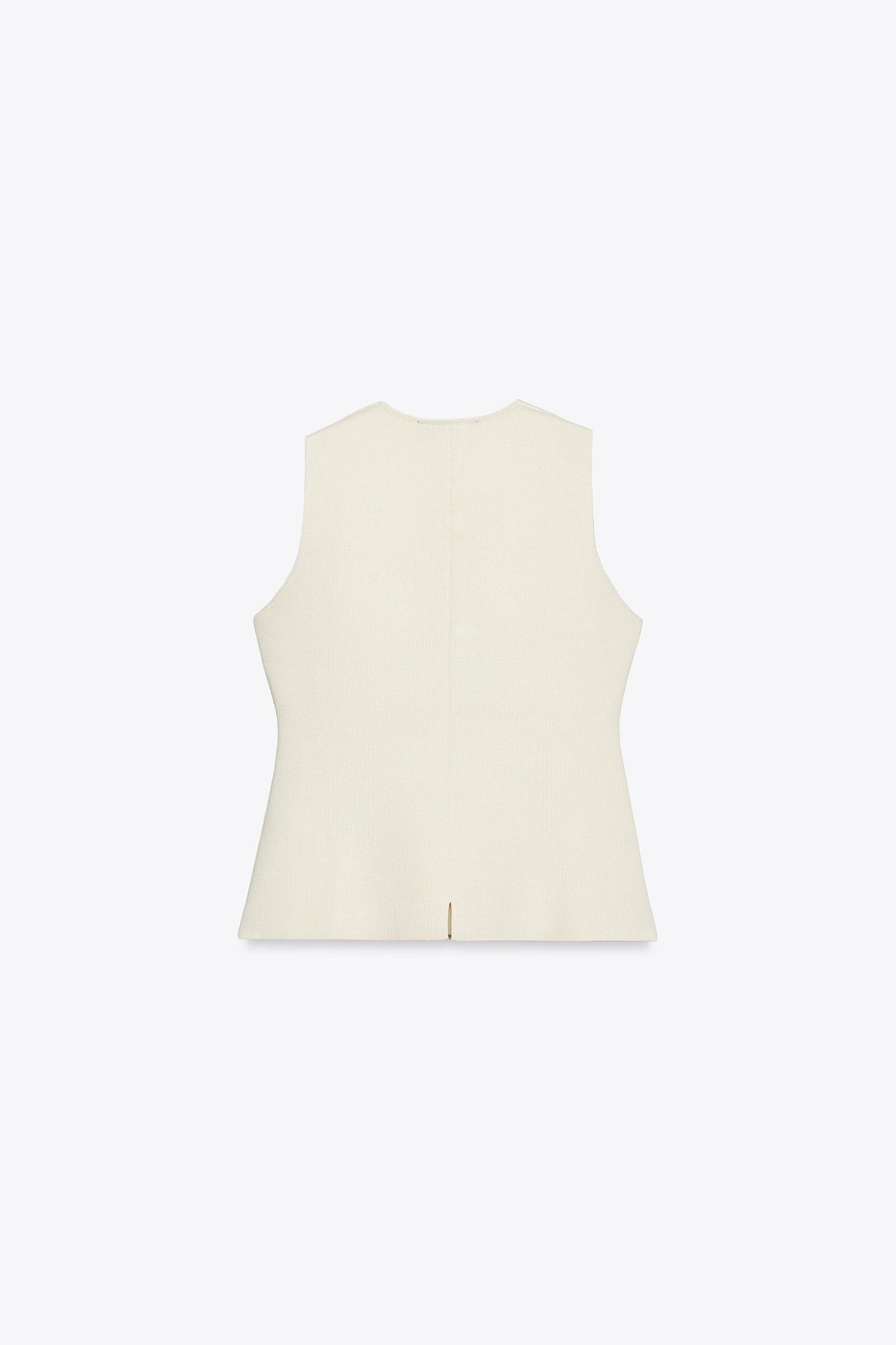 COVERED BUTTON KNIT VEST Product Image