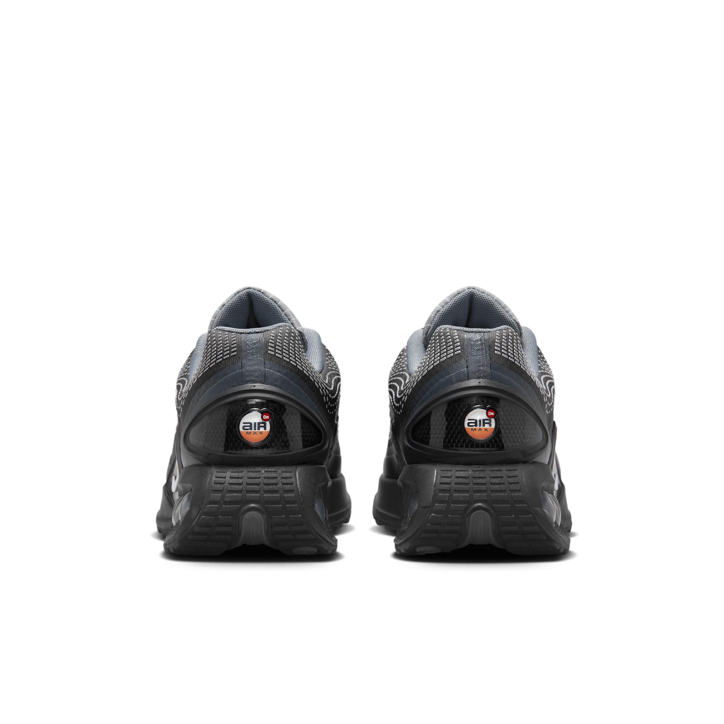 Nike Men's Air Max DN Winterized Shoes Product Image