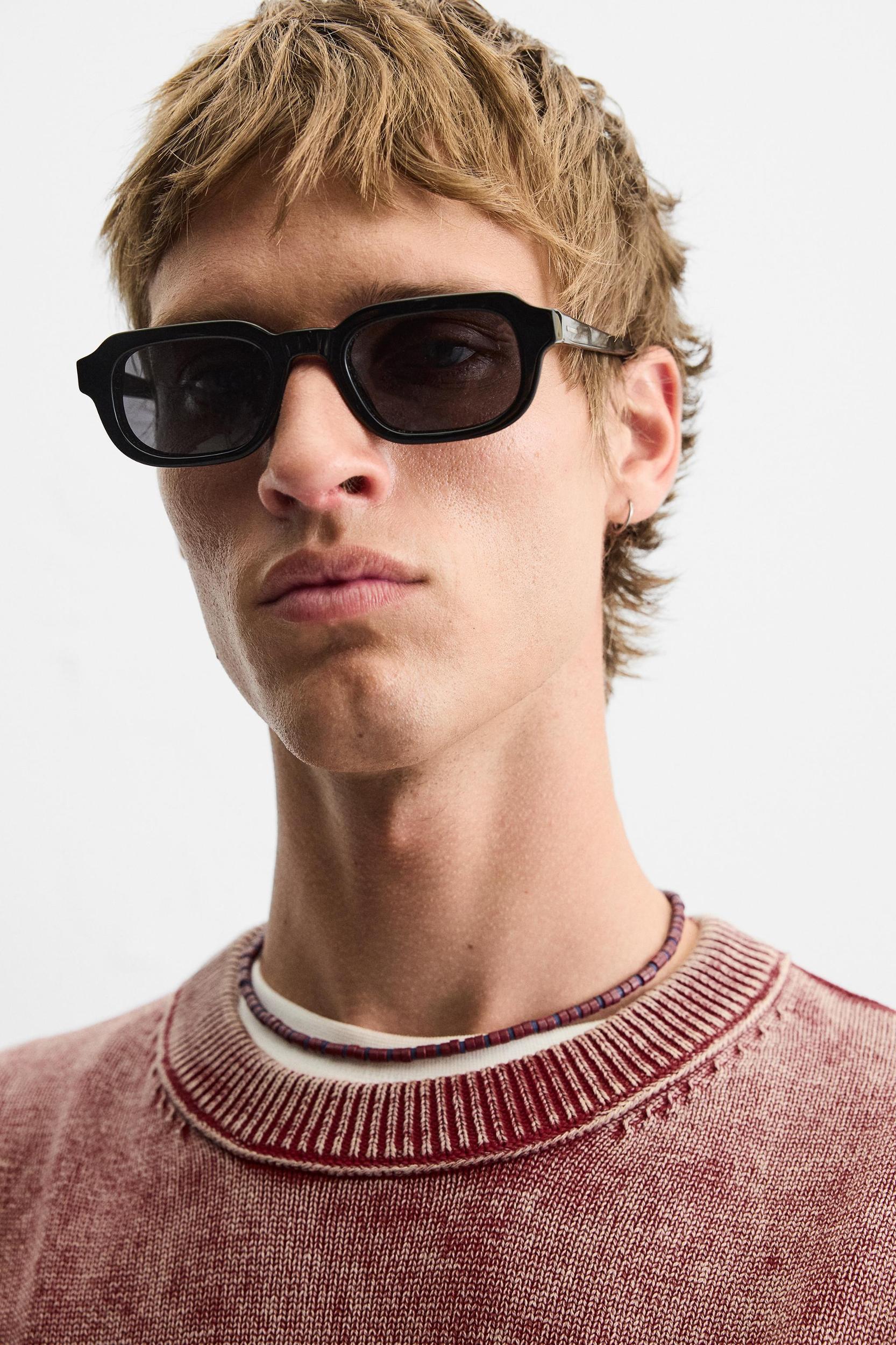 WASHED TEXTURED SWEATER Product Image