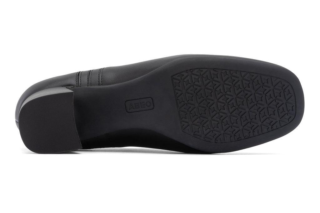 Avenue Slip On Product Image