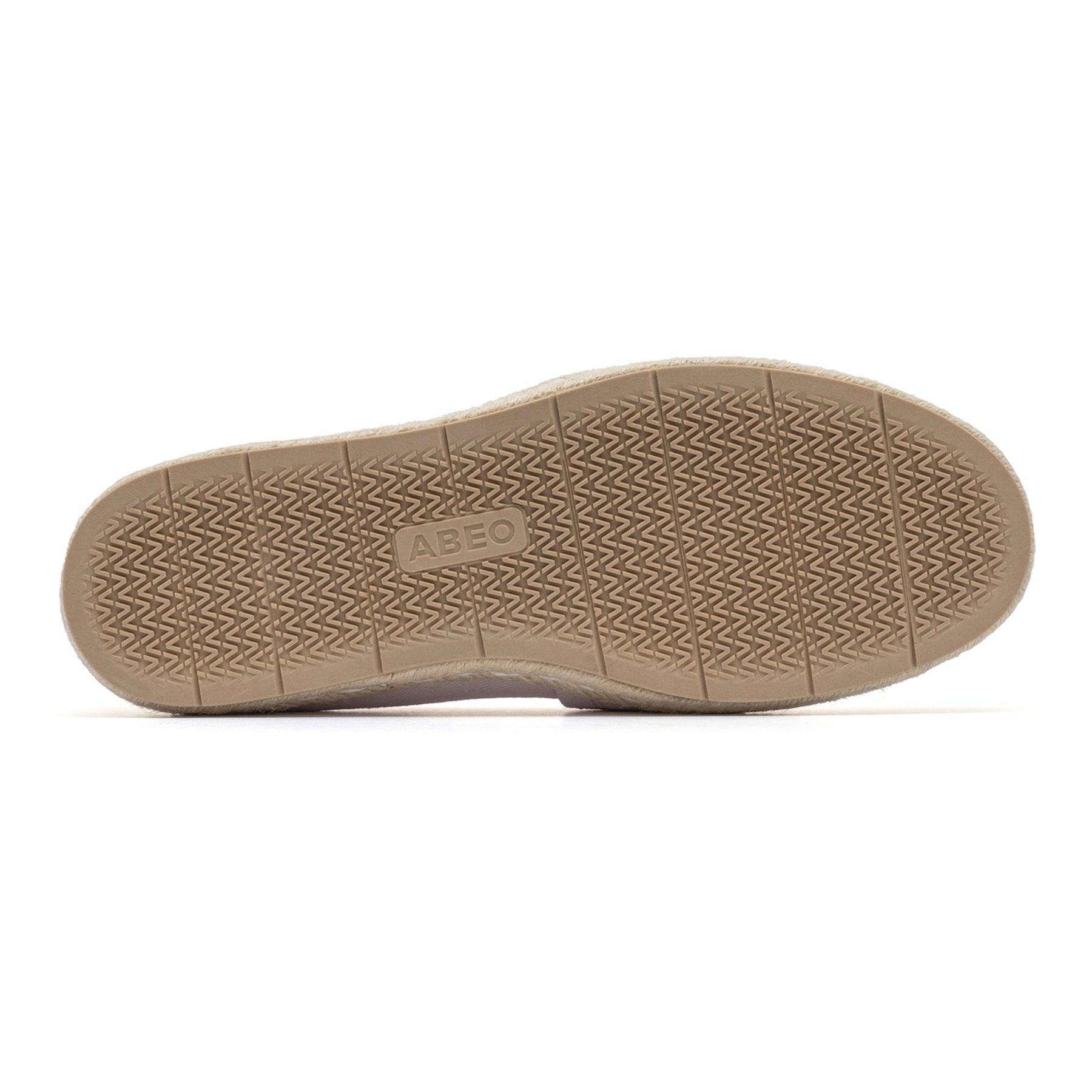 Isle Slip On Female Product Image
