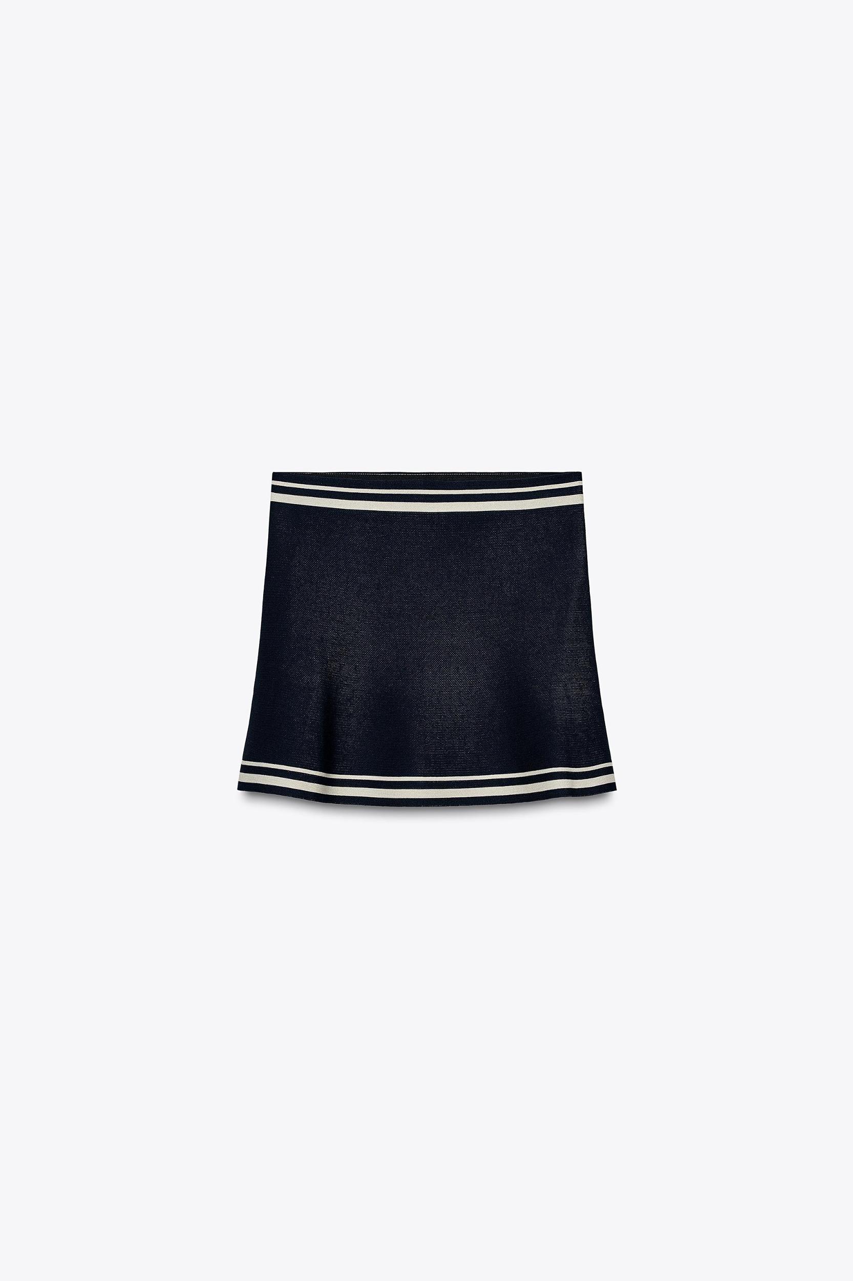 KNIT MINI SKIRT Product Image
