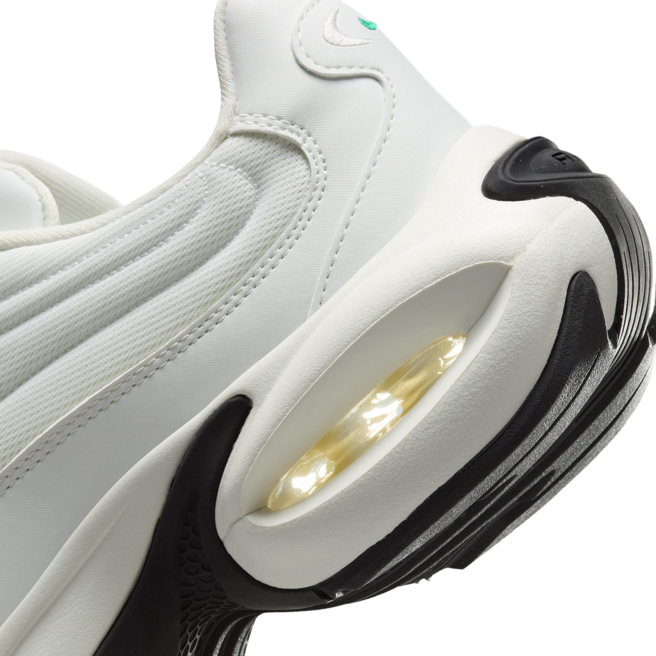 Nike Women's Air Max Portal Shoes Product Image