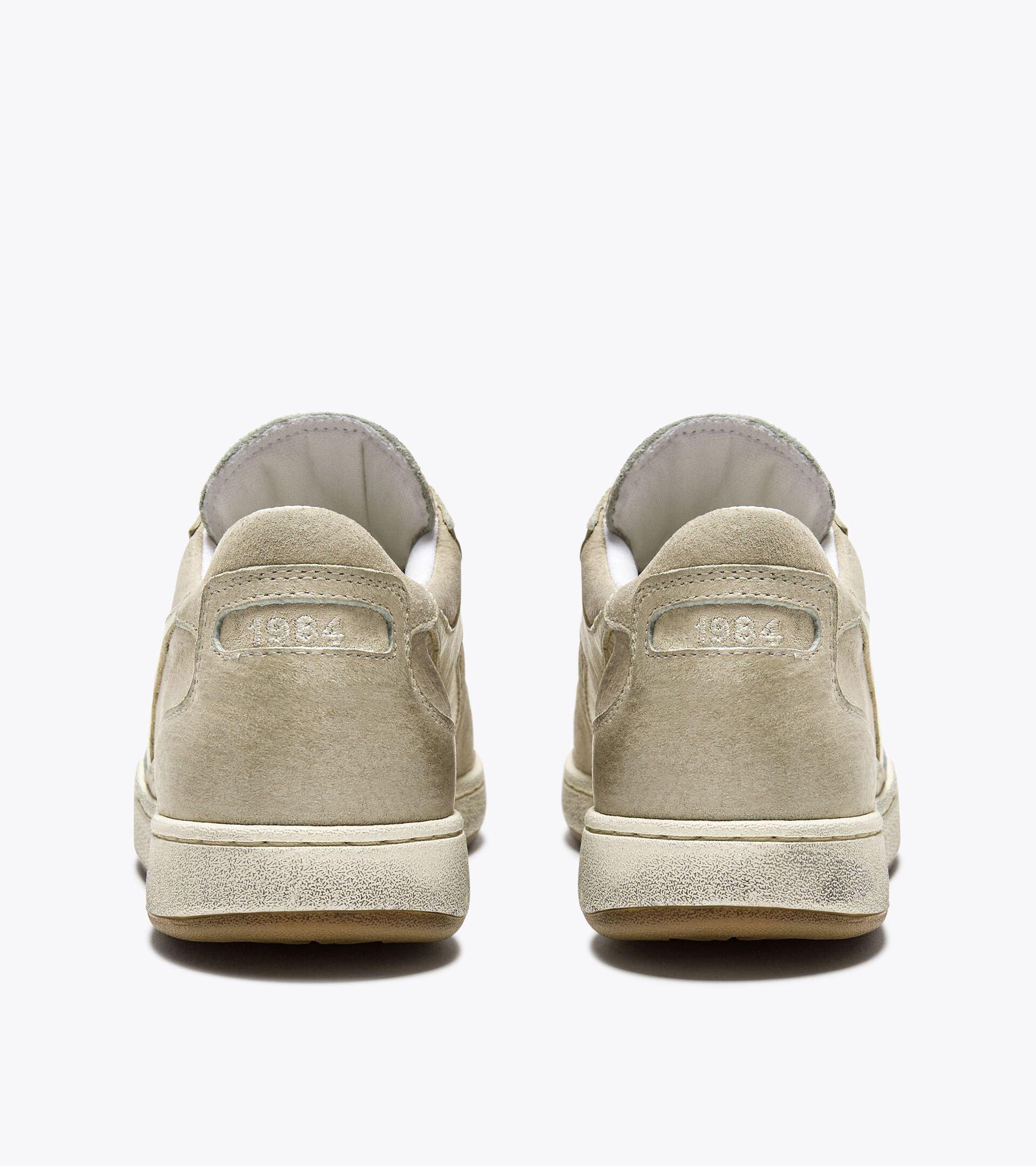 MI BASKET SUEDE LOW USED Product Image