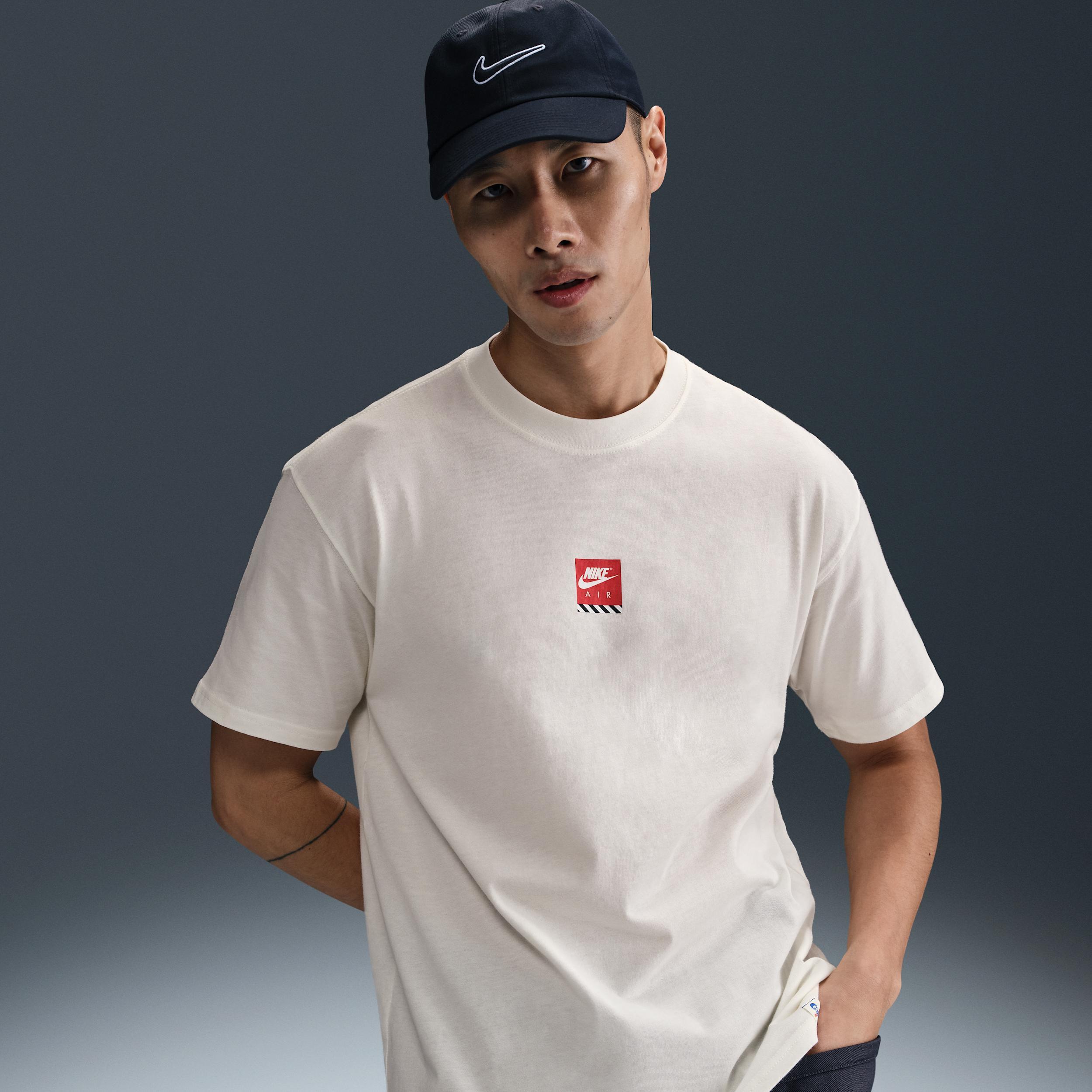 Mens Nike Sportswear Max90 T-Shirt | HJ0750-539 Product Image