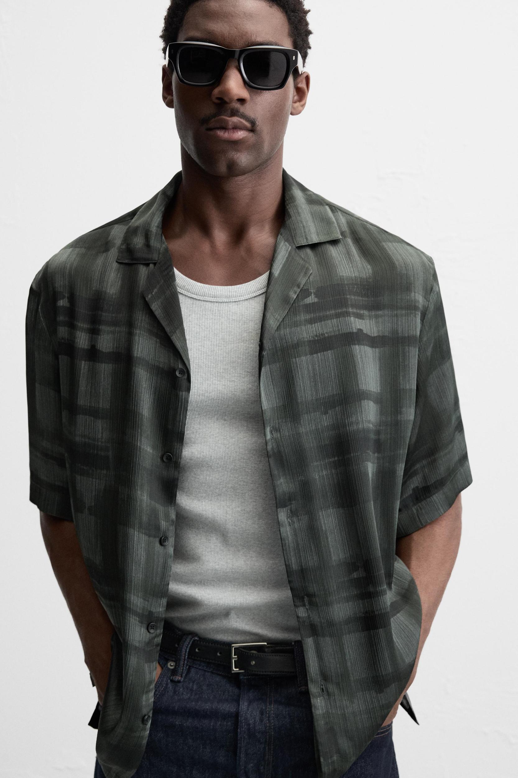 ABSTRACT PRINT SHIRT Product Image