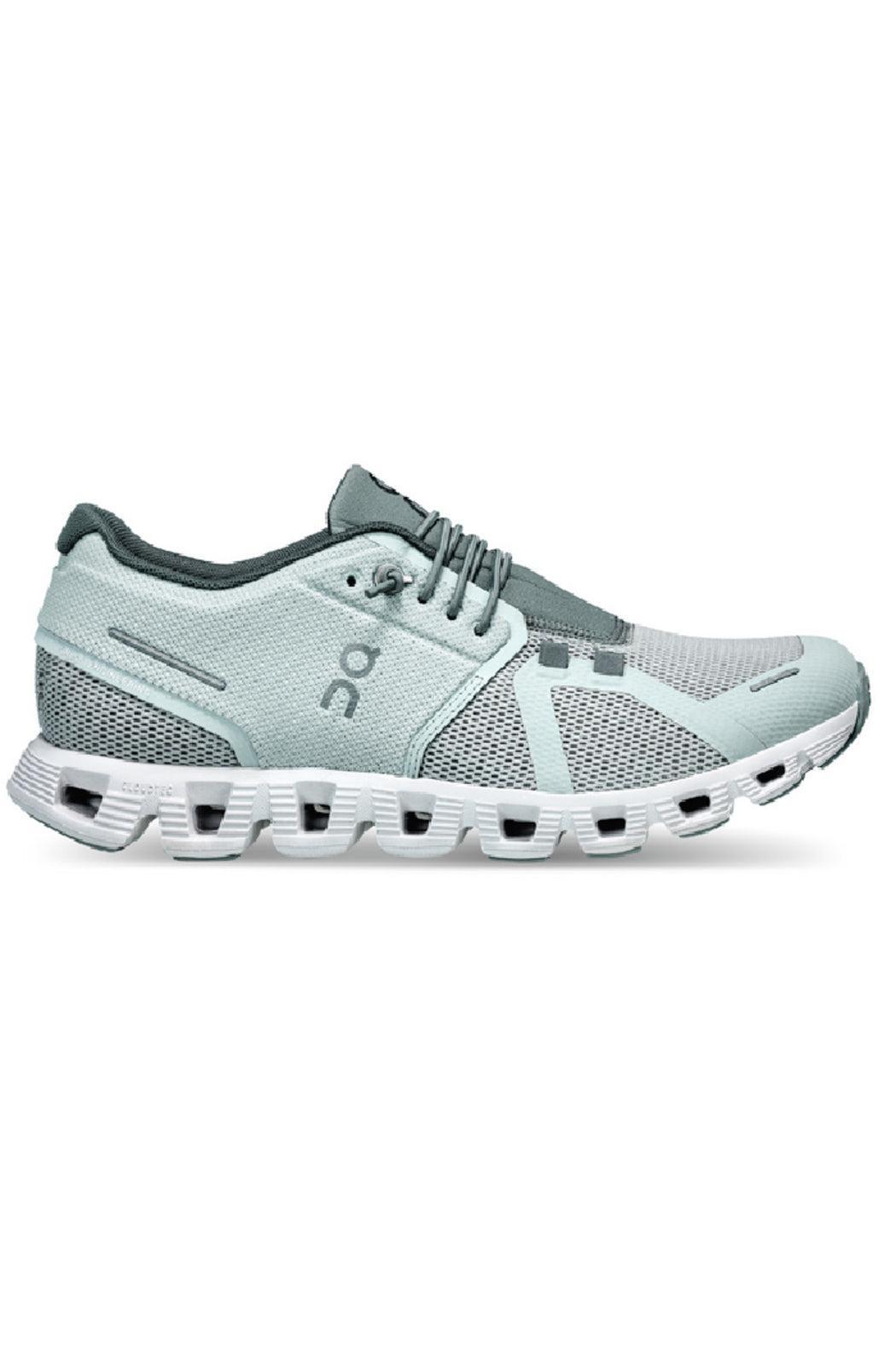 On Running Women's Cloud 5 Product Image