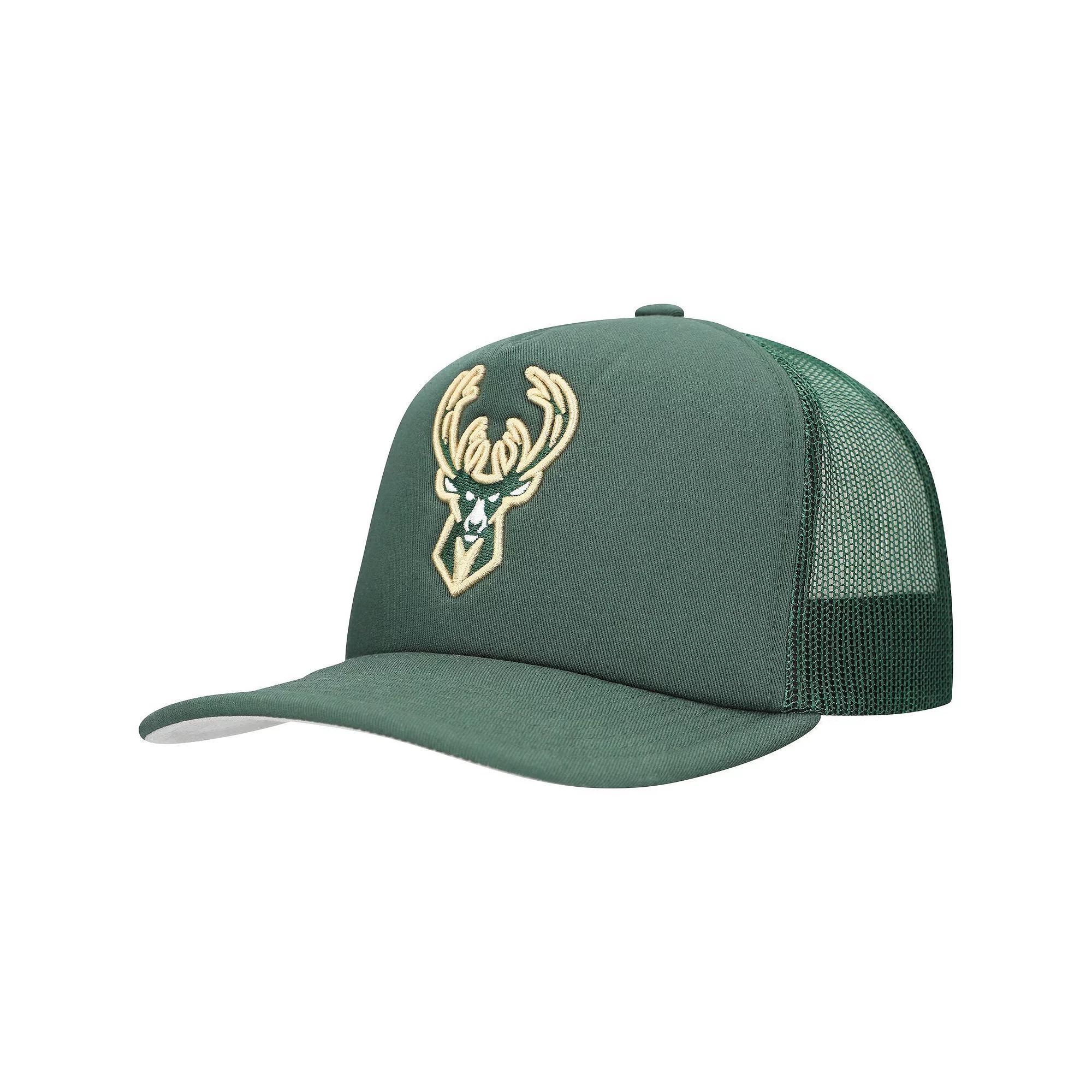 Men's Mitchell & Ness Hunter Green Milwaukee Bucks Core Evergreen OTC Trucker Adjustable Hat, Team Product Image
