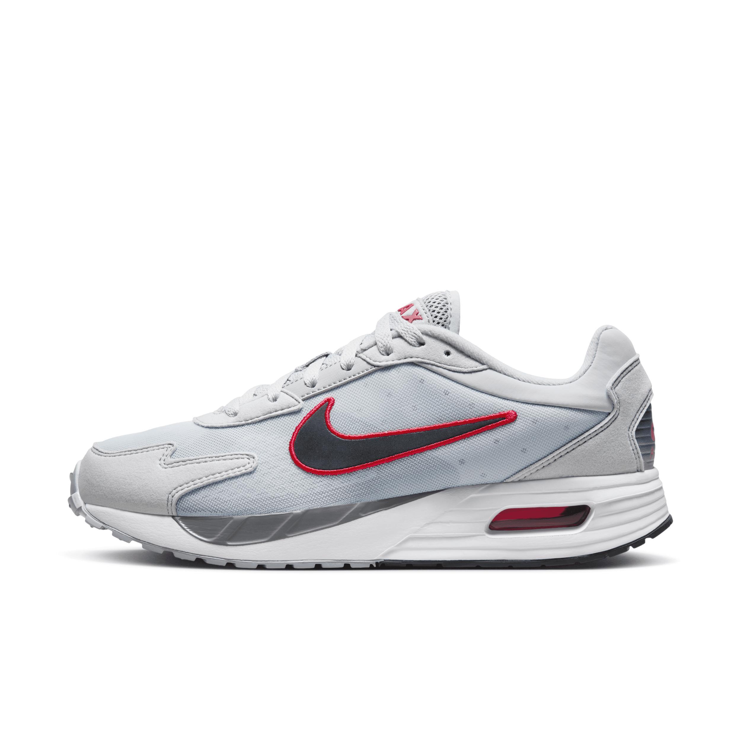 Nike Men's Air Max Solo Shoes Product Image