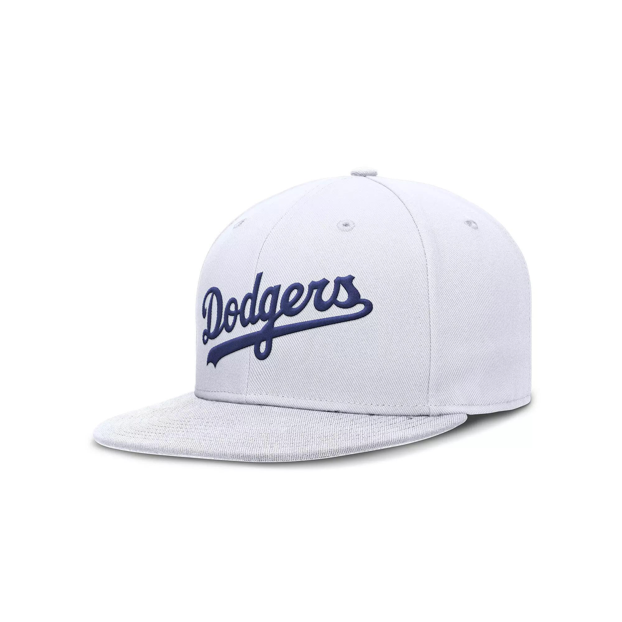 Los Angeles Dodgers True Nike Men's Dri-FIT MLB Fitted Hat Product Image