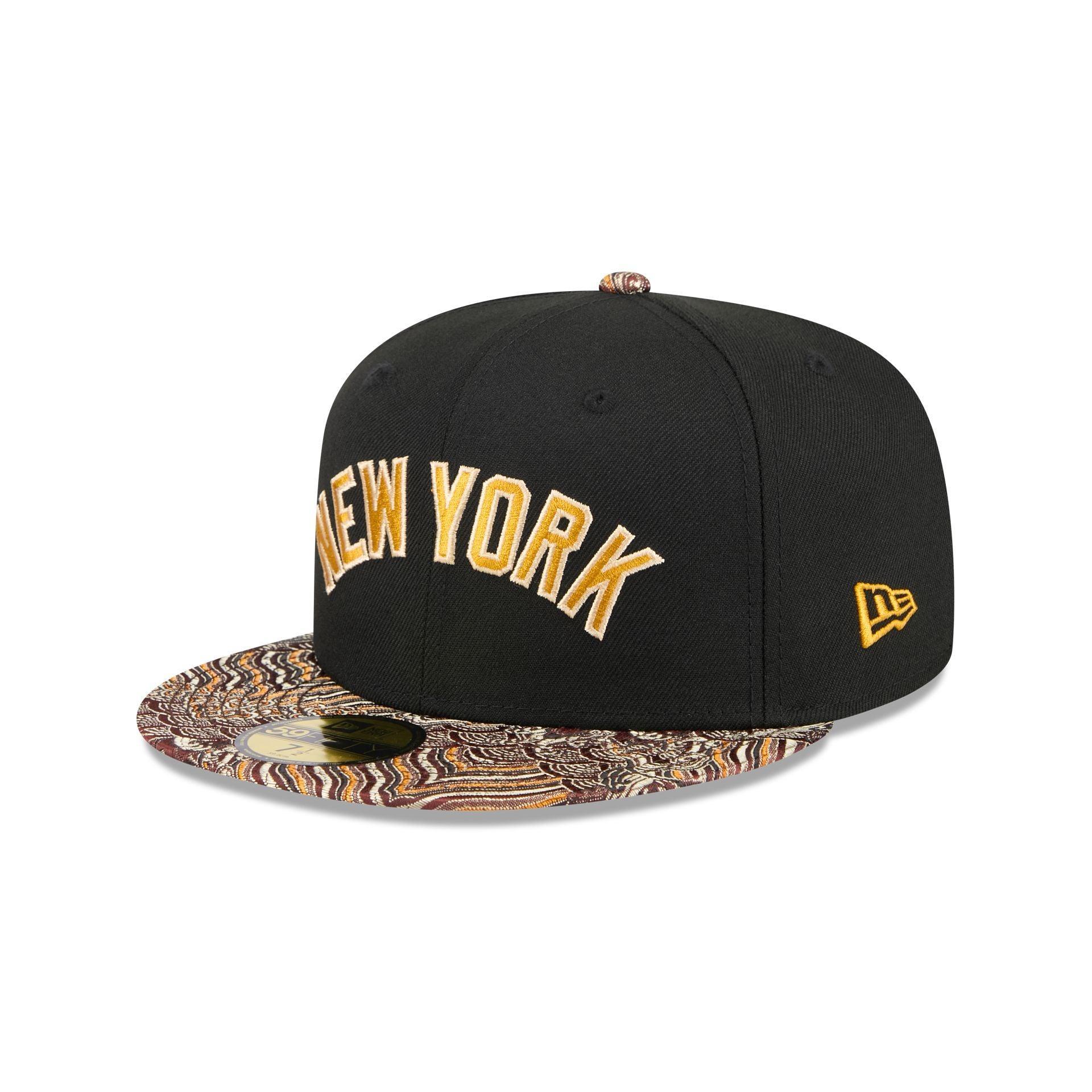 Just Caps Jacquard Visor New York Yankees 59FIFTY Fitted Hat Male Product Image