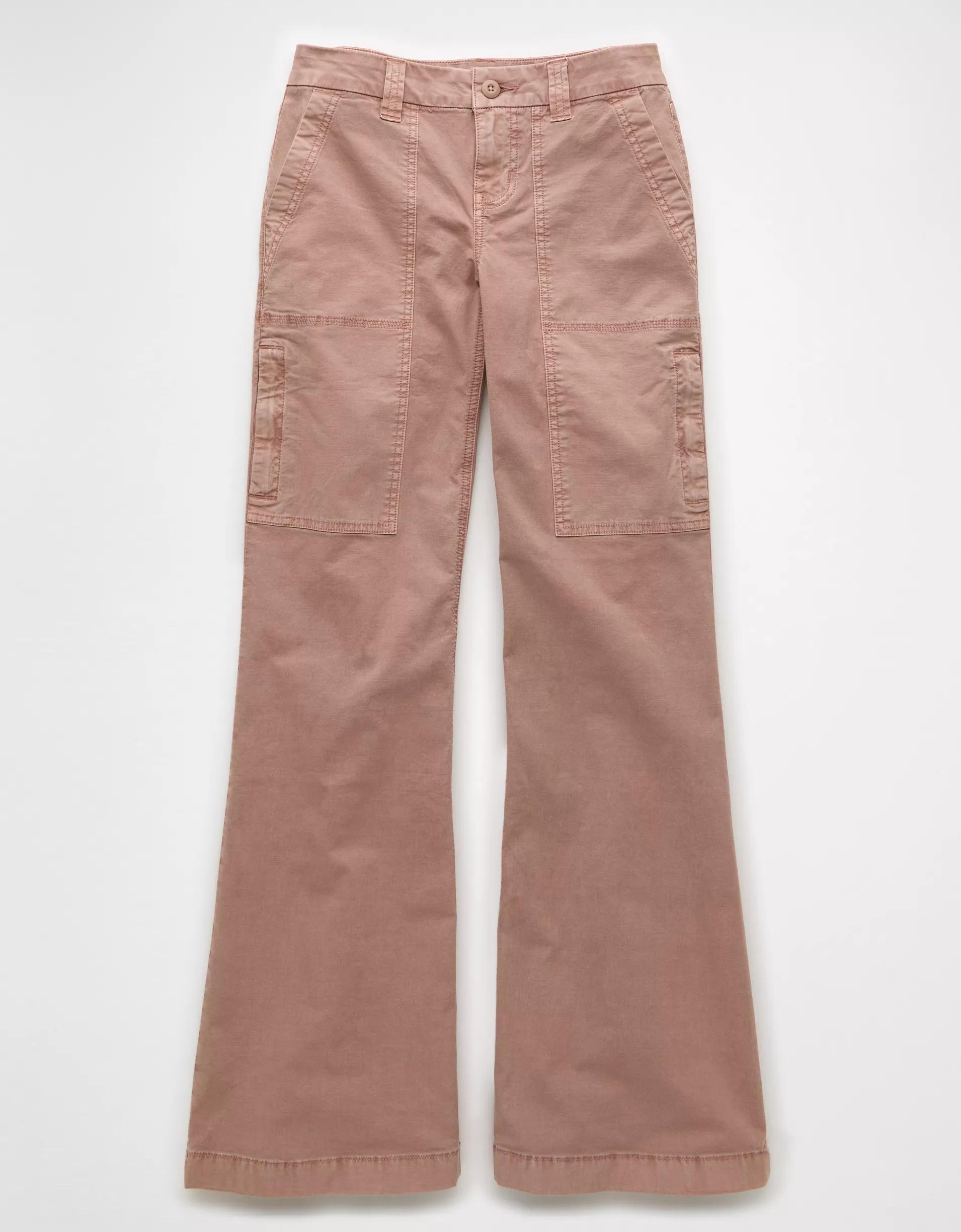 AE Snappy Stretch Curvy Low-Rise Baggy Flare Pant Product Image