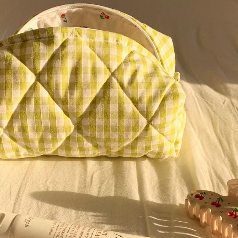 Plaid Fabric Makeup Bag Product Image