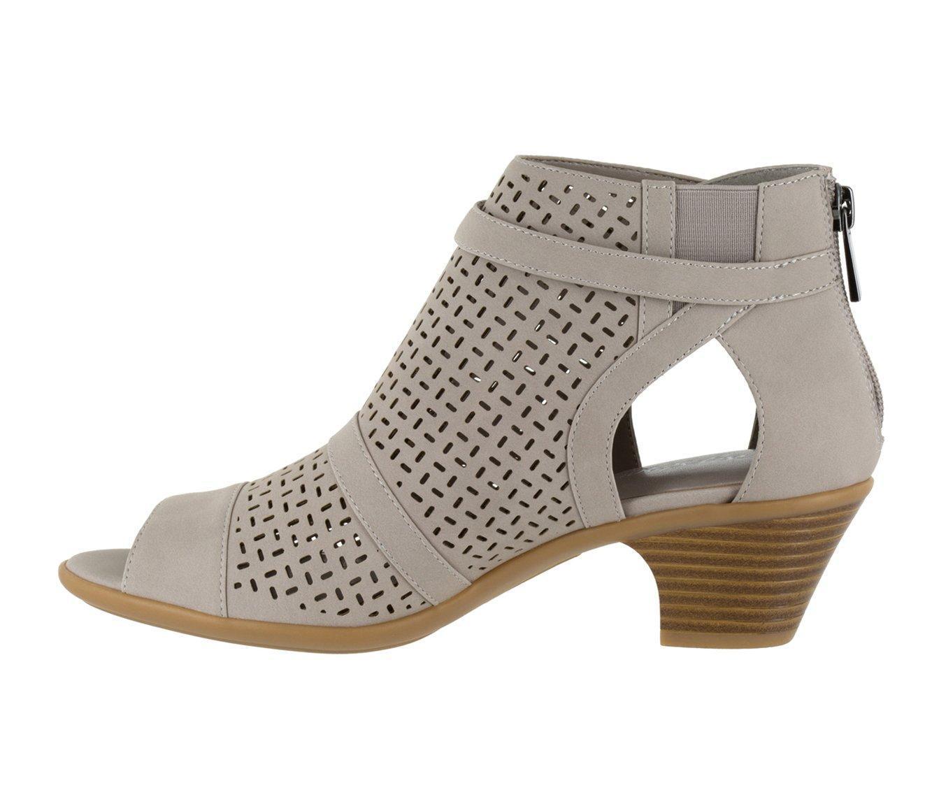 Women's Easy Street Carrigan Booties Product Image