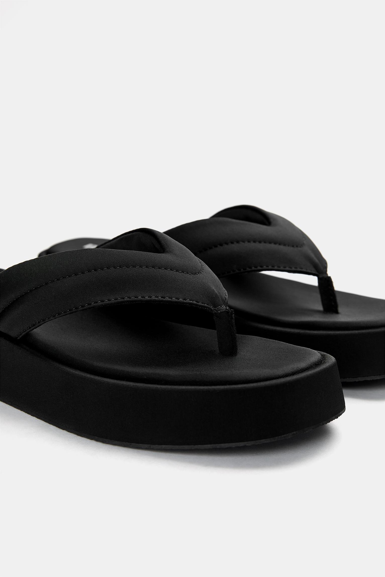 Chunky flat sandals Product Image