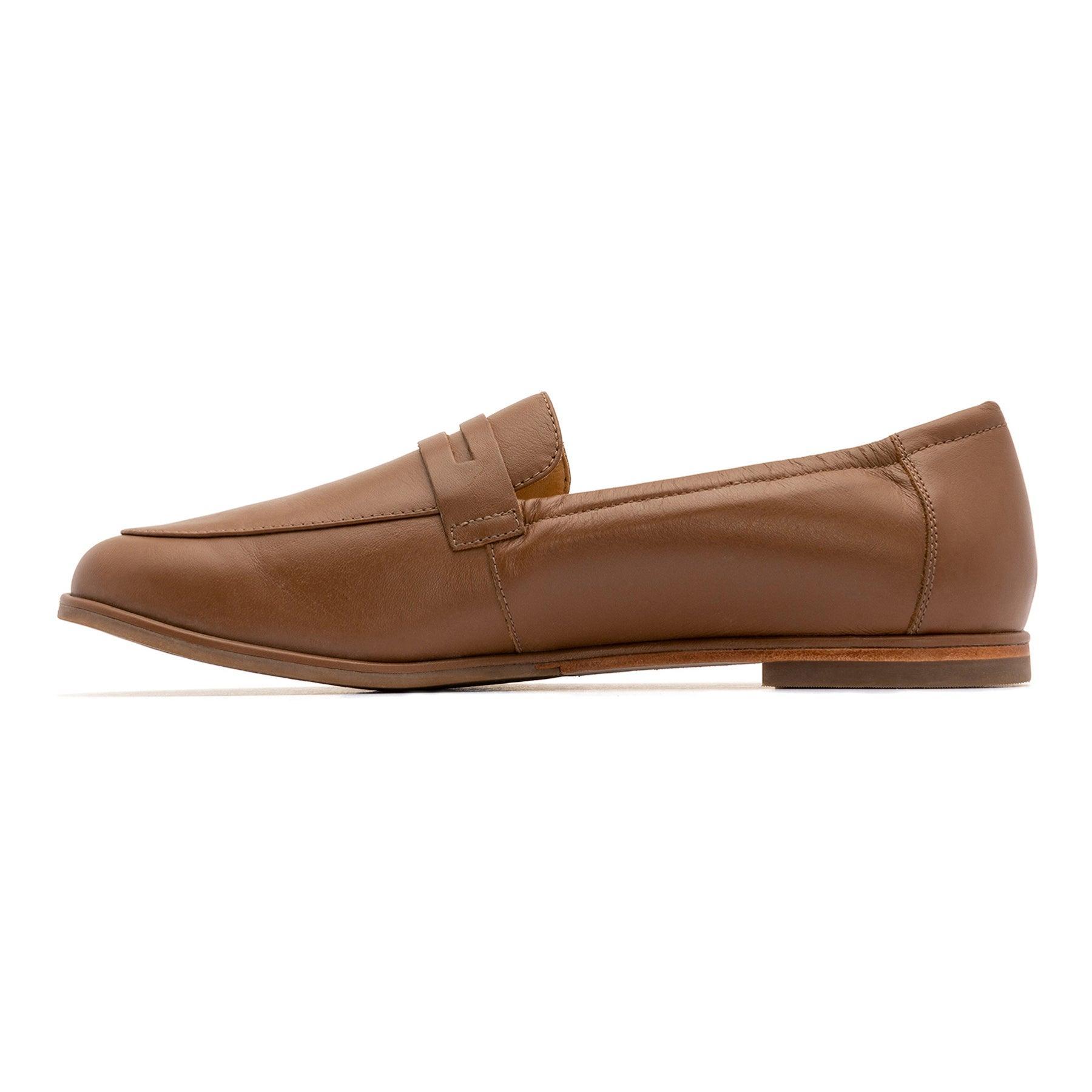 Strada Loafer Product Image