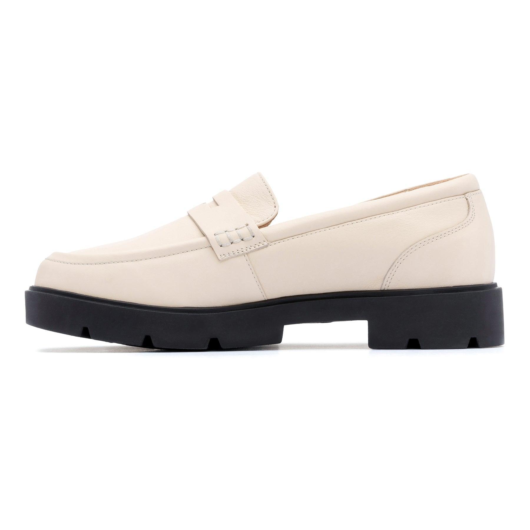 Boulevard Loafer Female Product Image