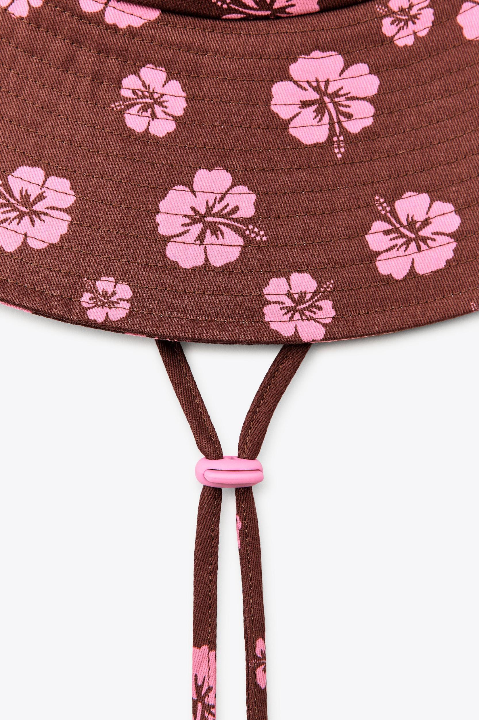 PRINTED BUCKET HAT Product Image