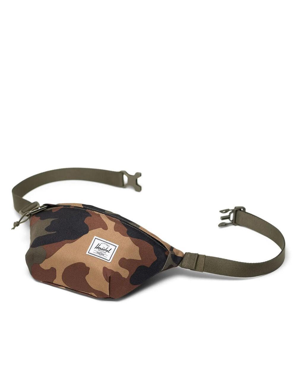 HERSCHEL SUPPLY CO. Classic™ Hip Pack - BLACK Product Image