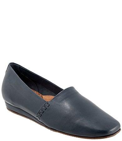 SoftWalk Vale Leather Wedge Slip Product Image