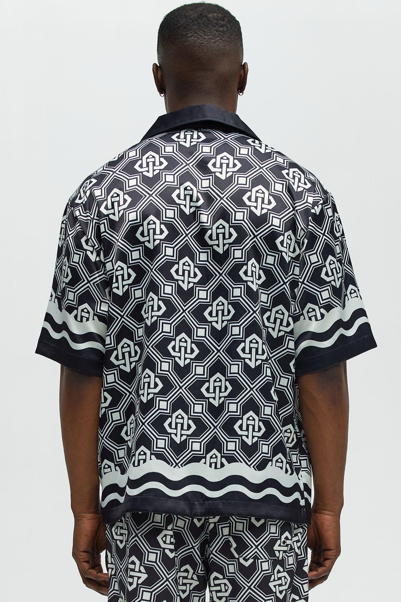 Geometric Wavy Border Cuban Collar Button Up Shirt - Black/combo Male Product Image