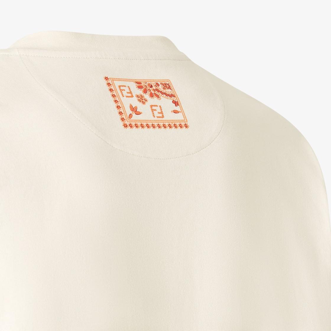 T-ShirtWhite cotton T-shirt Product Image