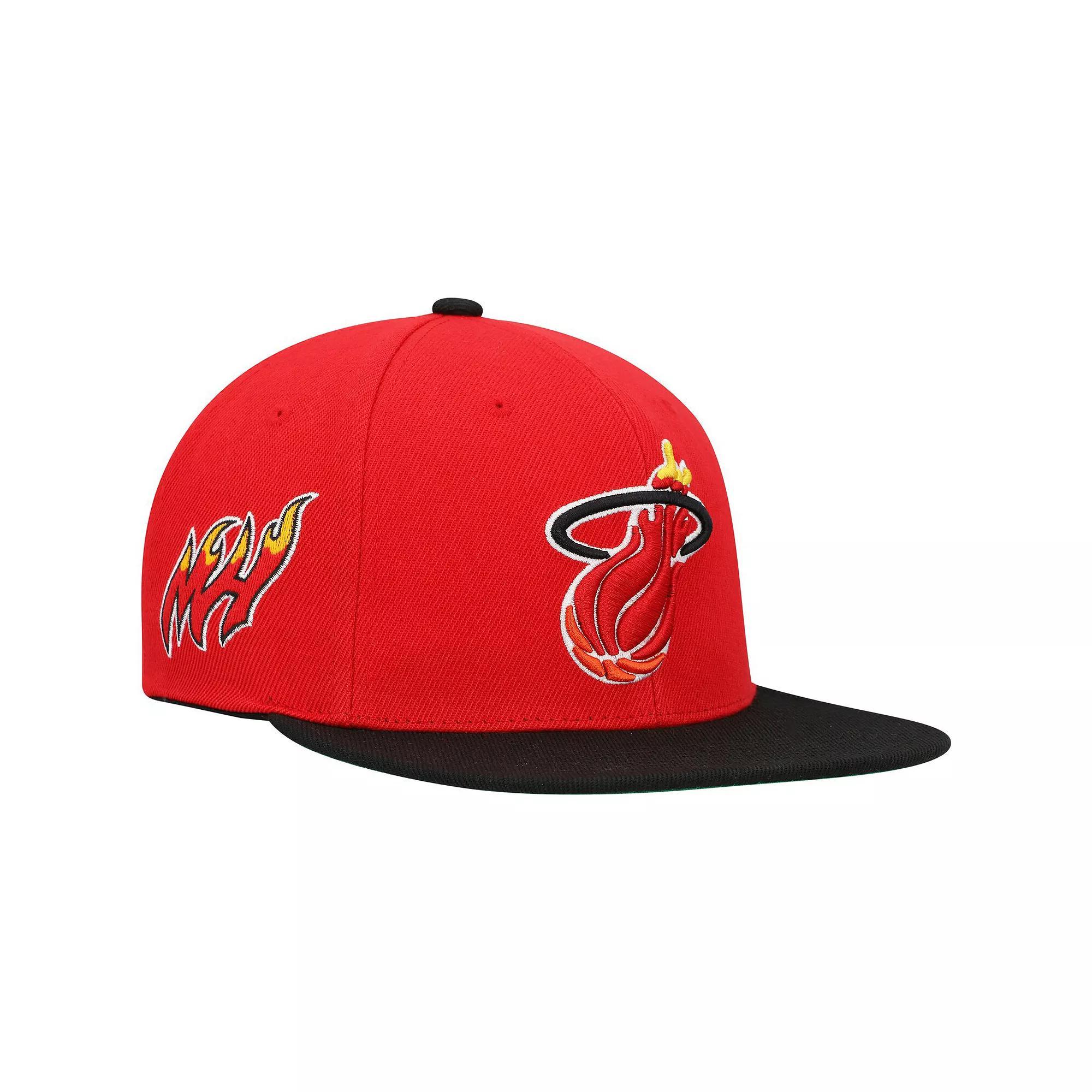 Men's Mitchell & Ness Red/Black Miami Heat Hardwood Classics Snapback Hat Product Image