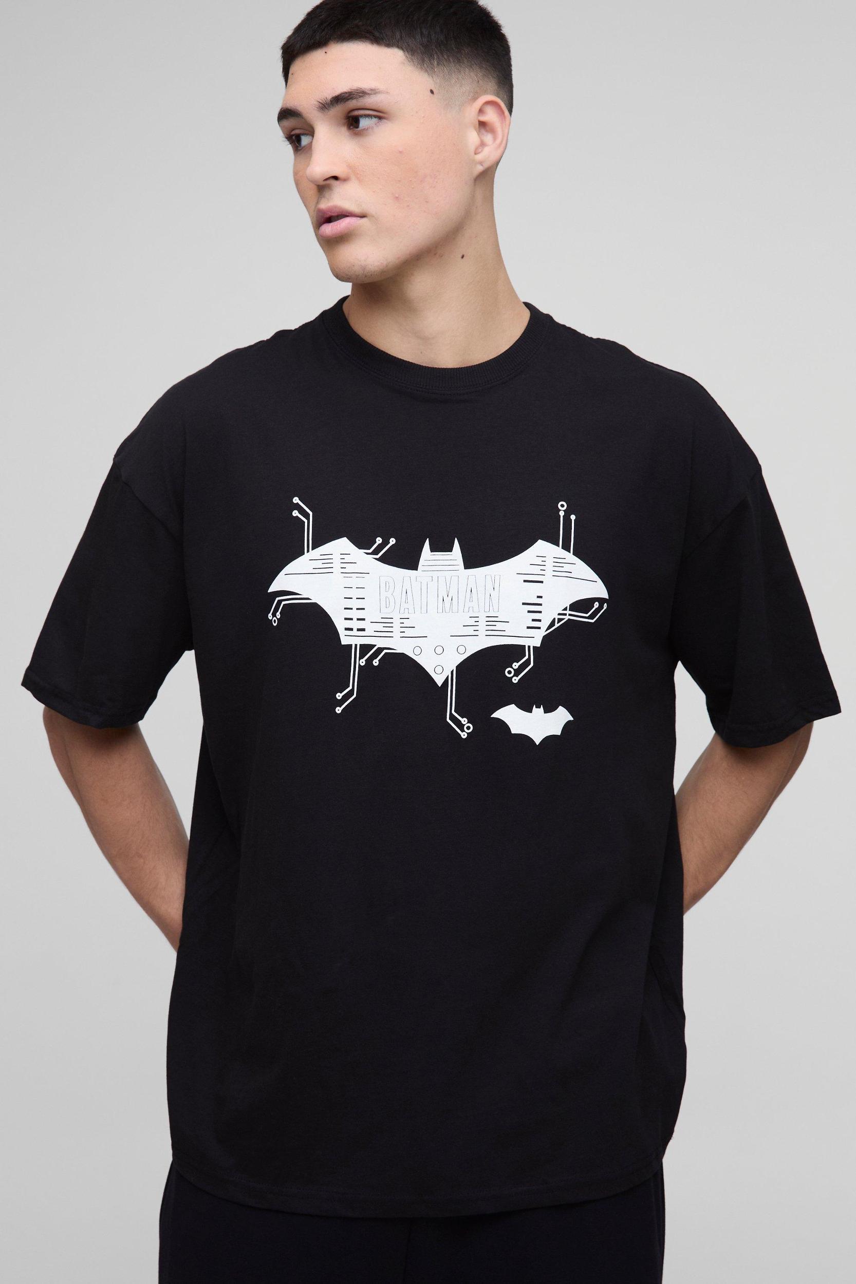 Oversized DC Batman License Print T-Shirt | boohooMAN USA Product Image