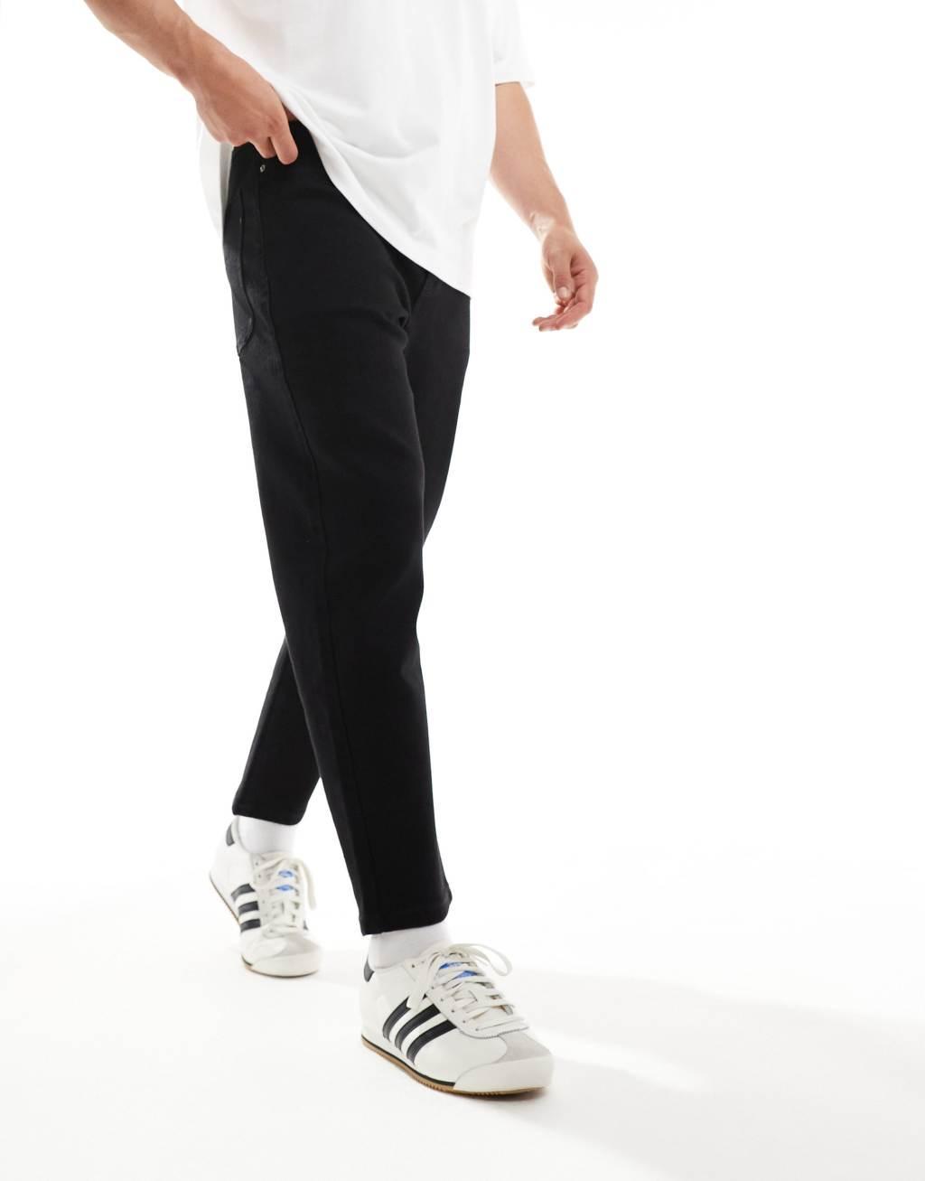 Farah hawtin straight jeans in black  Product Image