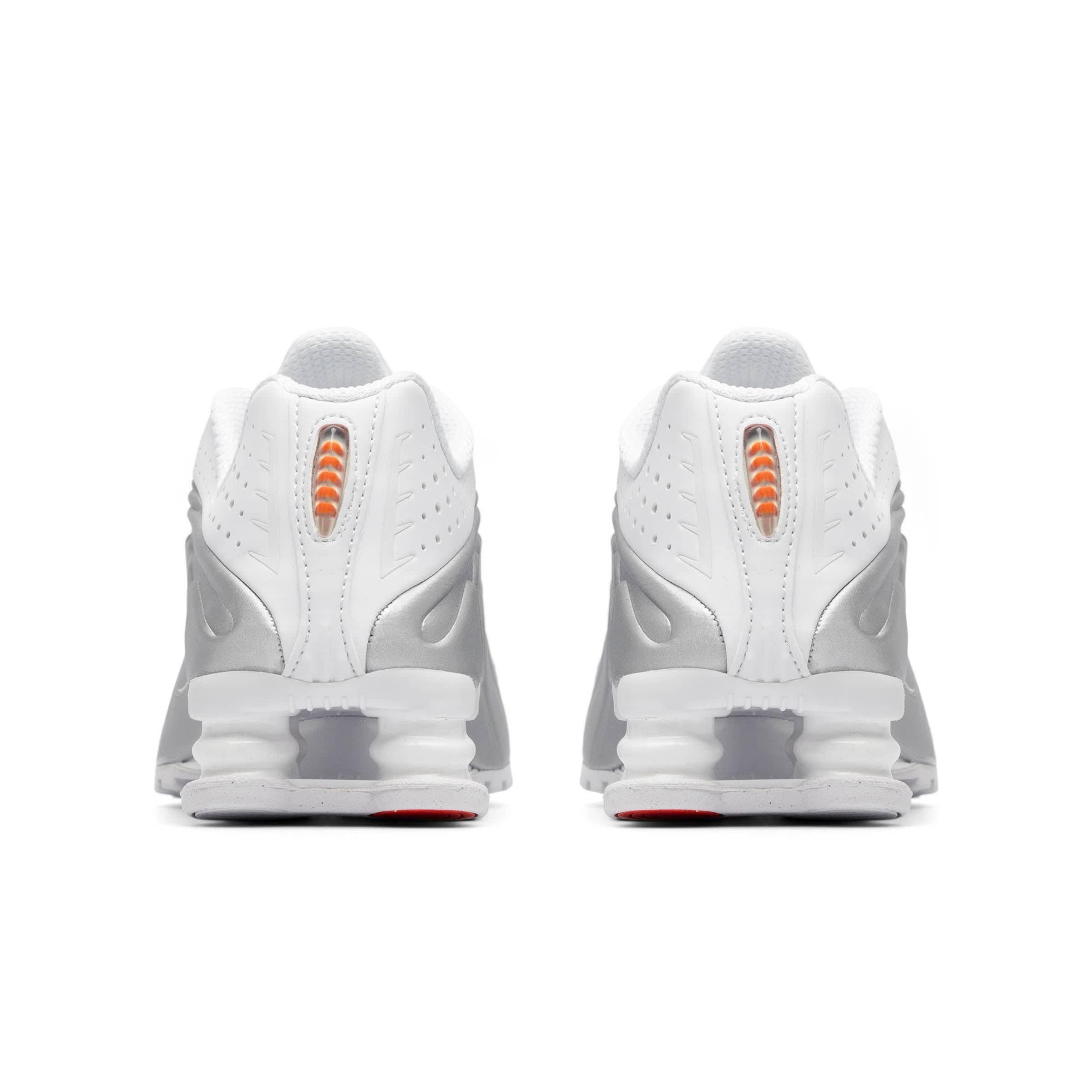 WOMEN'S SHOX R4 Product Image