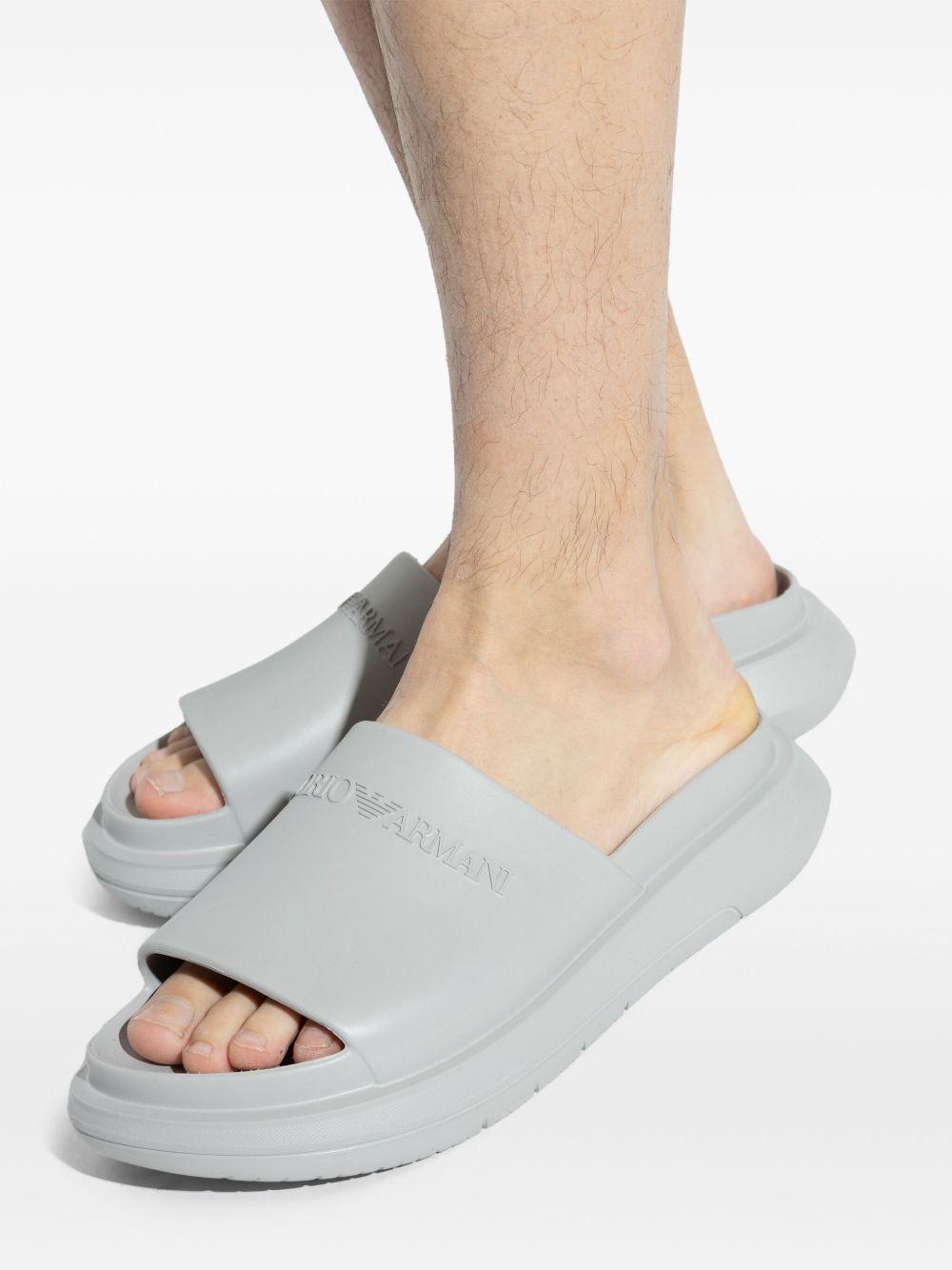 logo-embossed slides  Product Image