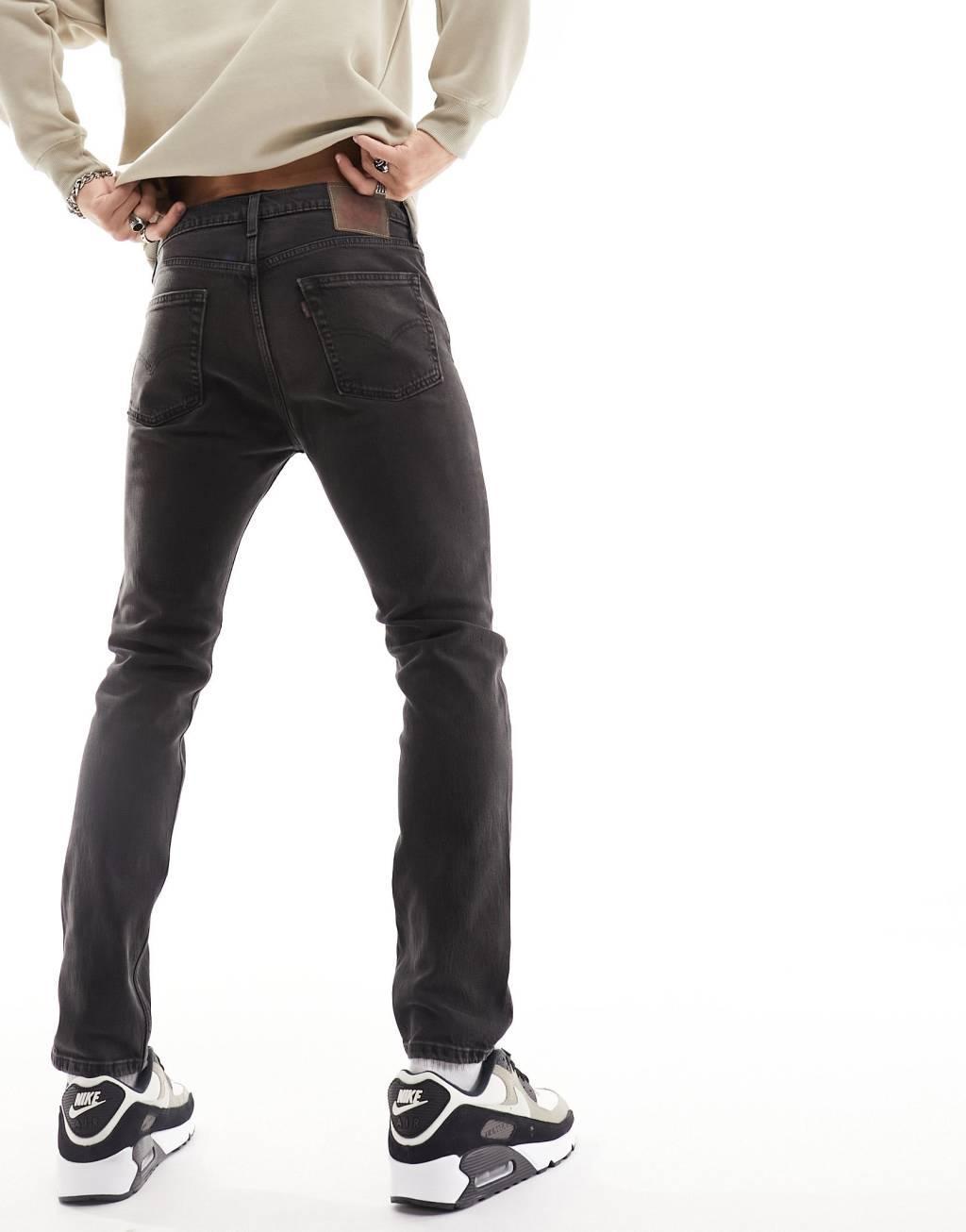 Levi's 515 slim fit jeans in black Product Image