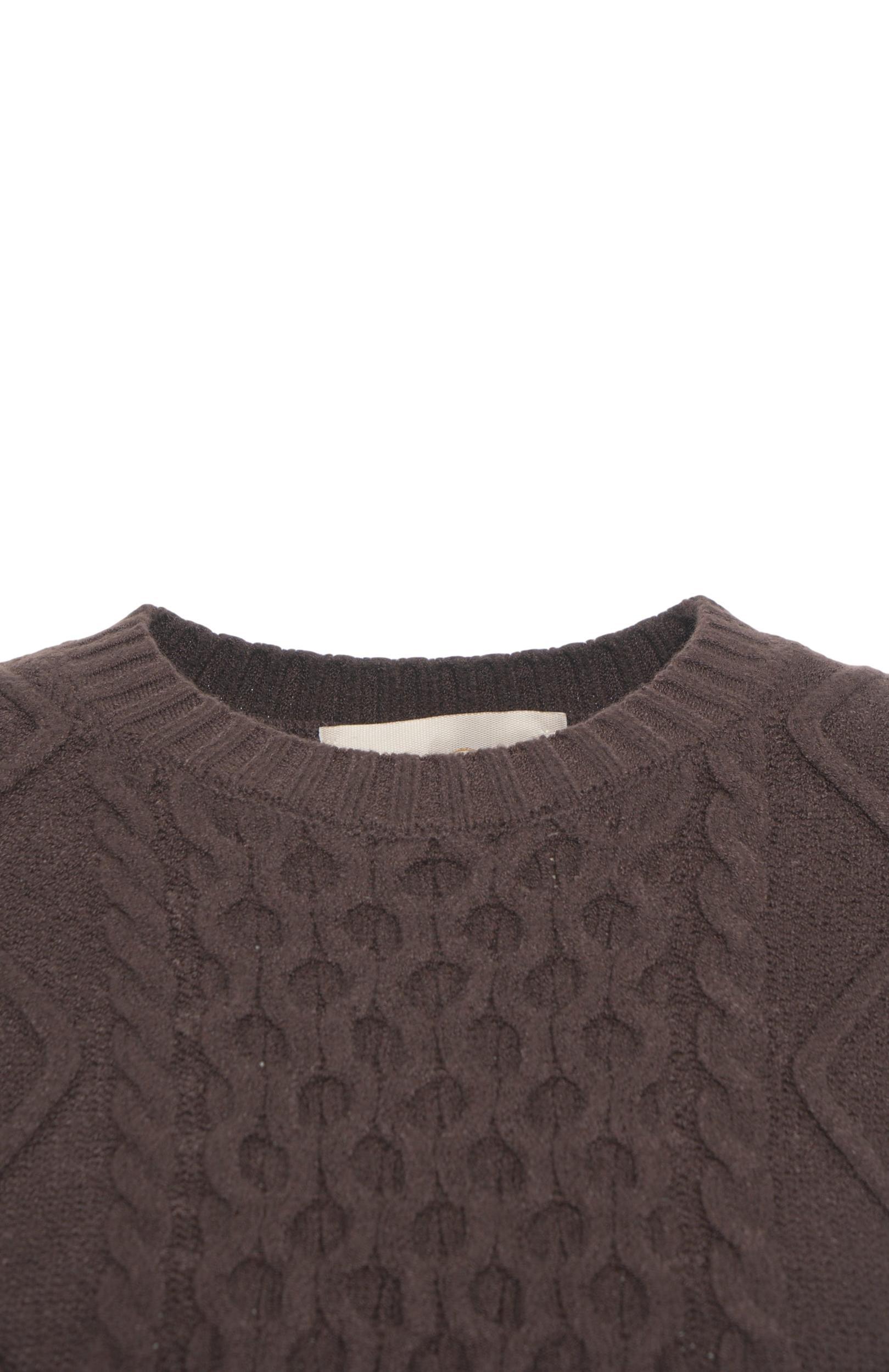 Short sleeved knit sweater Product Image